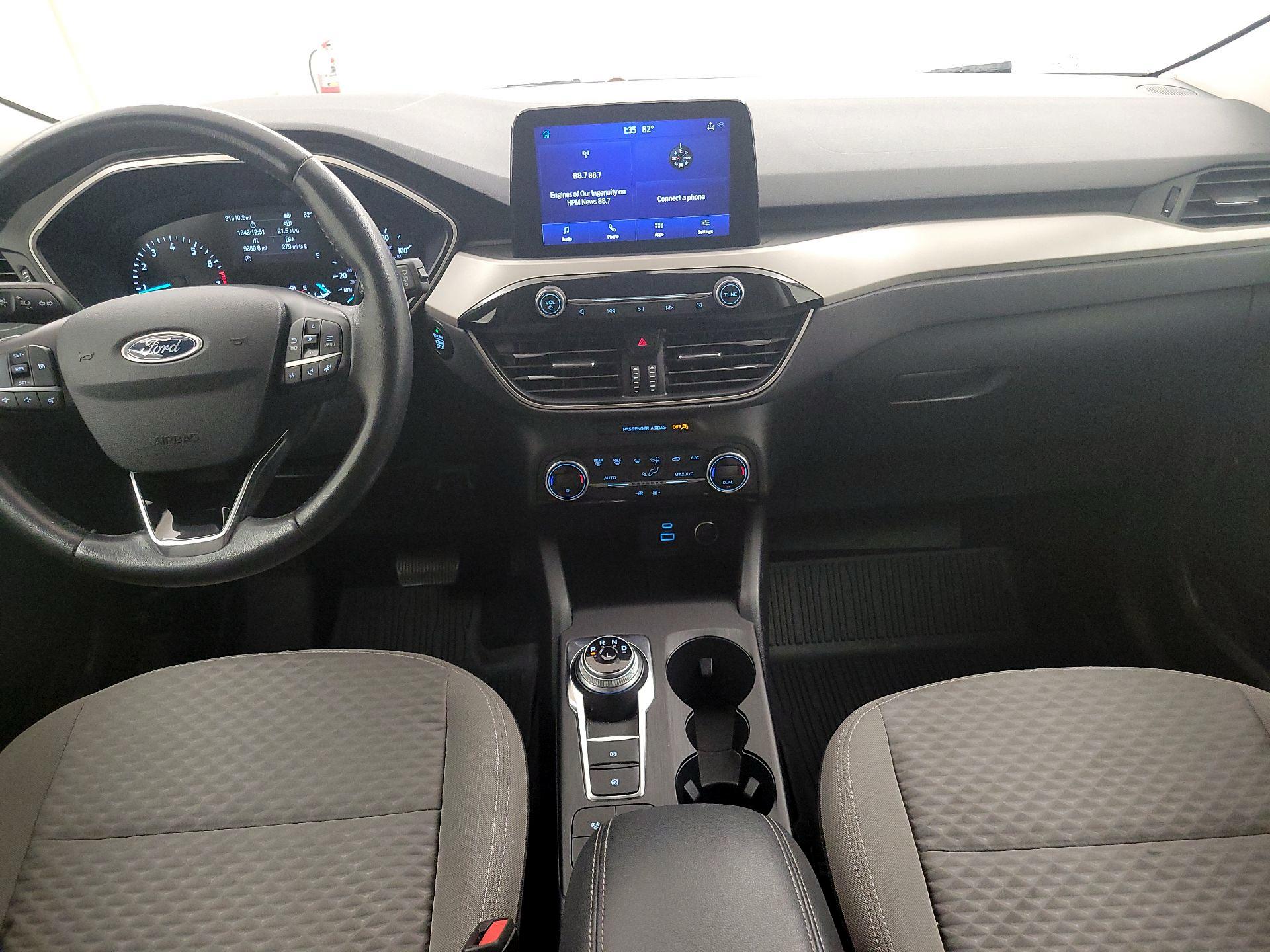 Thumbnail: 2021 Ford Escape - 9