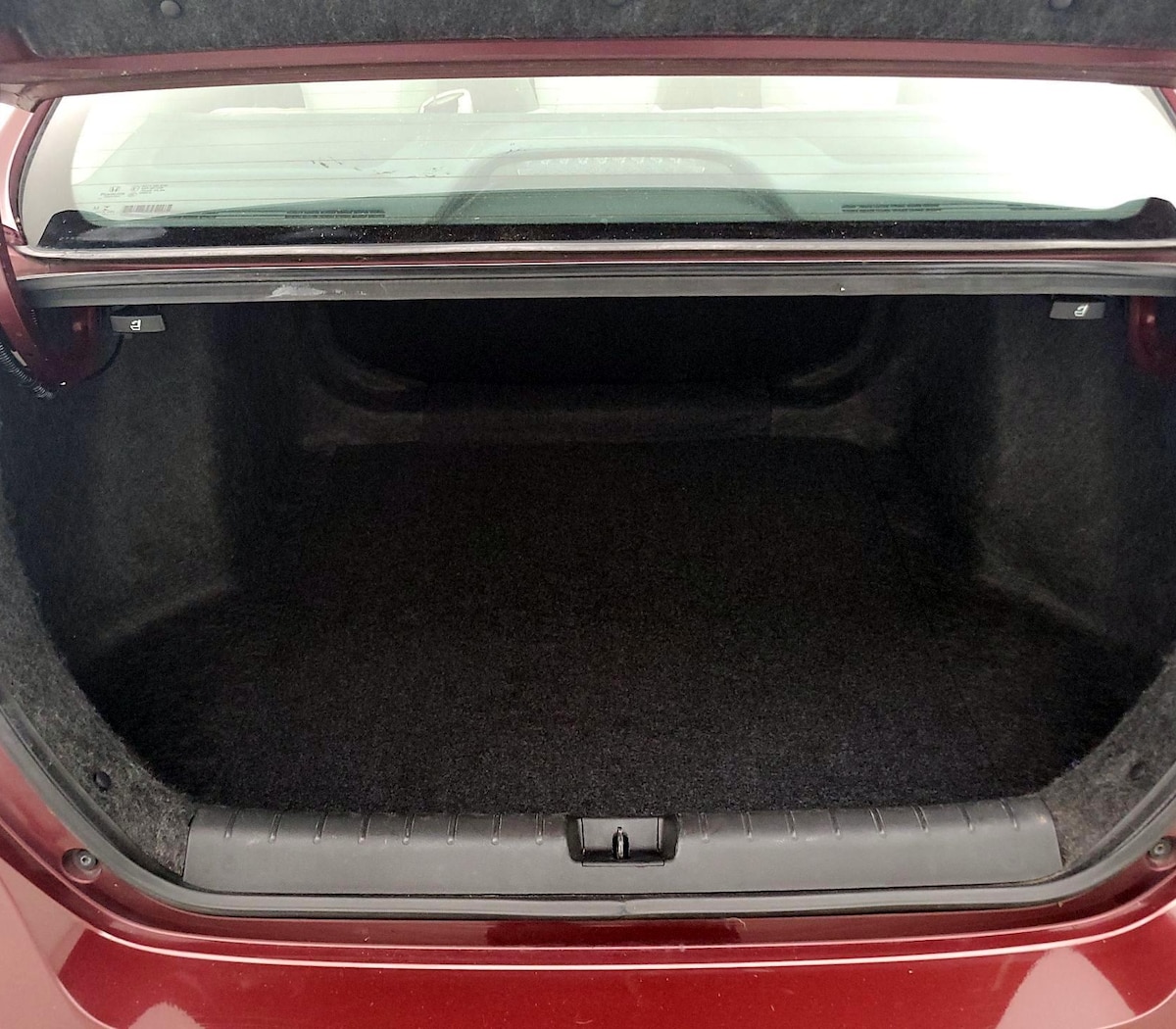 Trunk/Cargo (Seats Up)