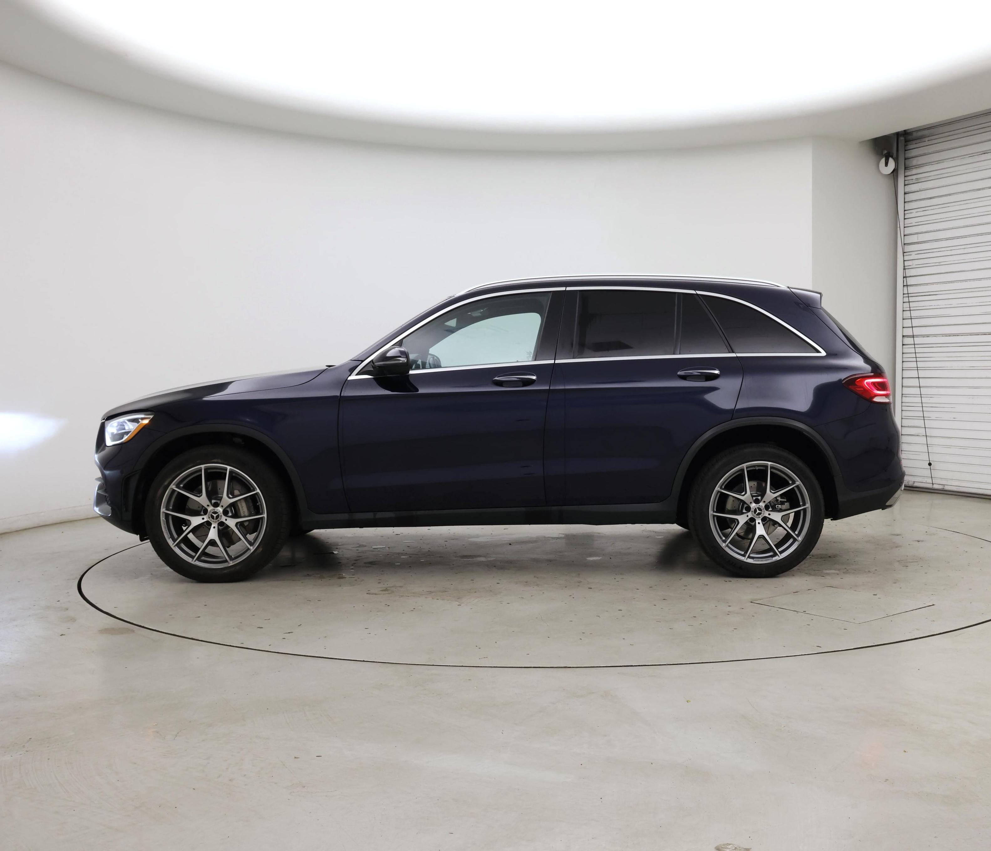 Thumbnail: 2022 Mercedes-Benz GLC - 3