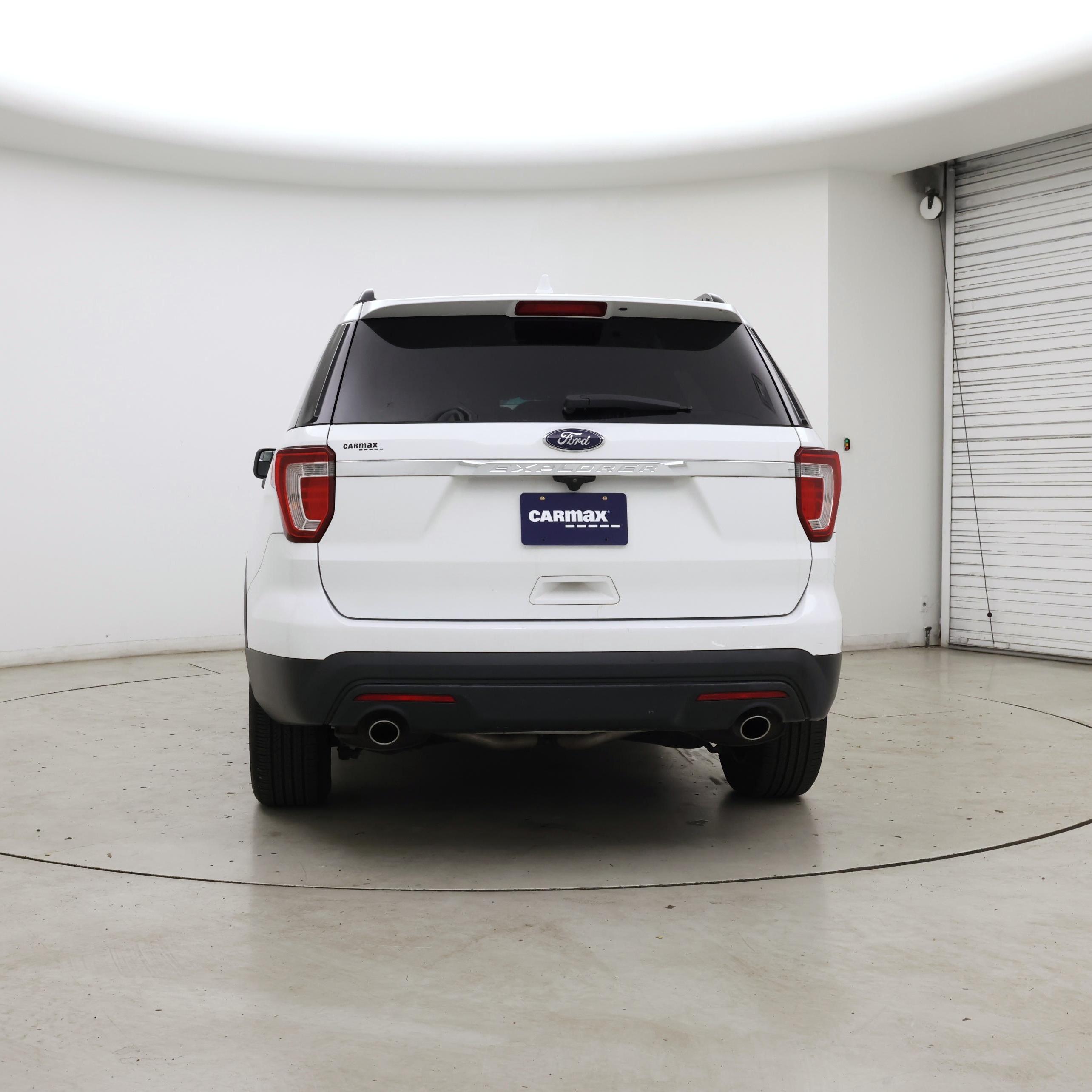 Thumbnail: 2016 Ford Explorer - 6