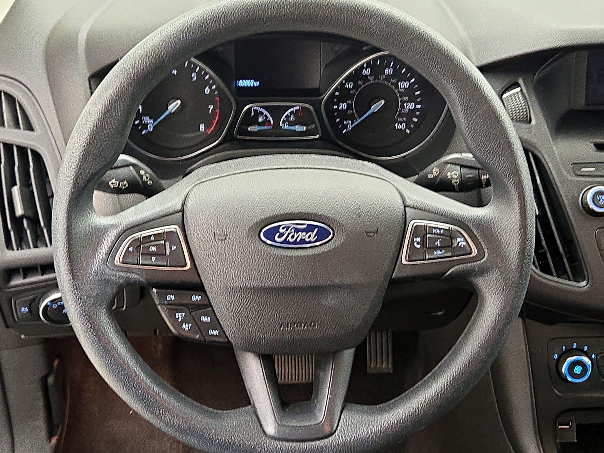 Thumbnail: 2017 Ford Focus - 10