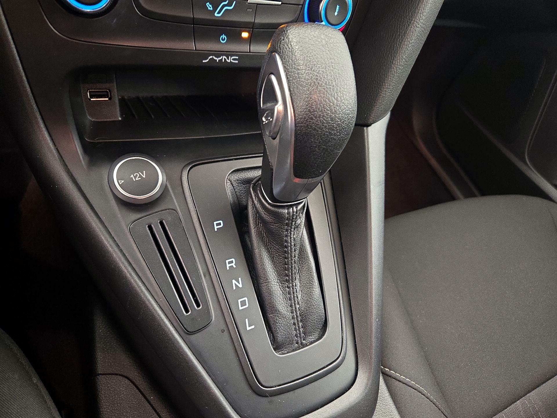 Thumbnail: 2017 Ford Focus - 17
