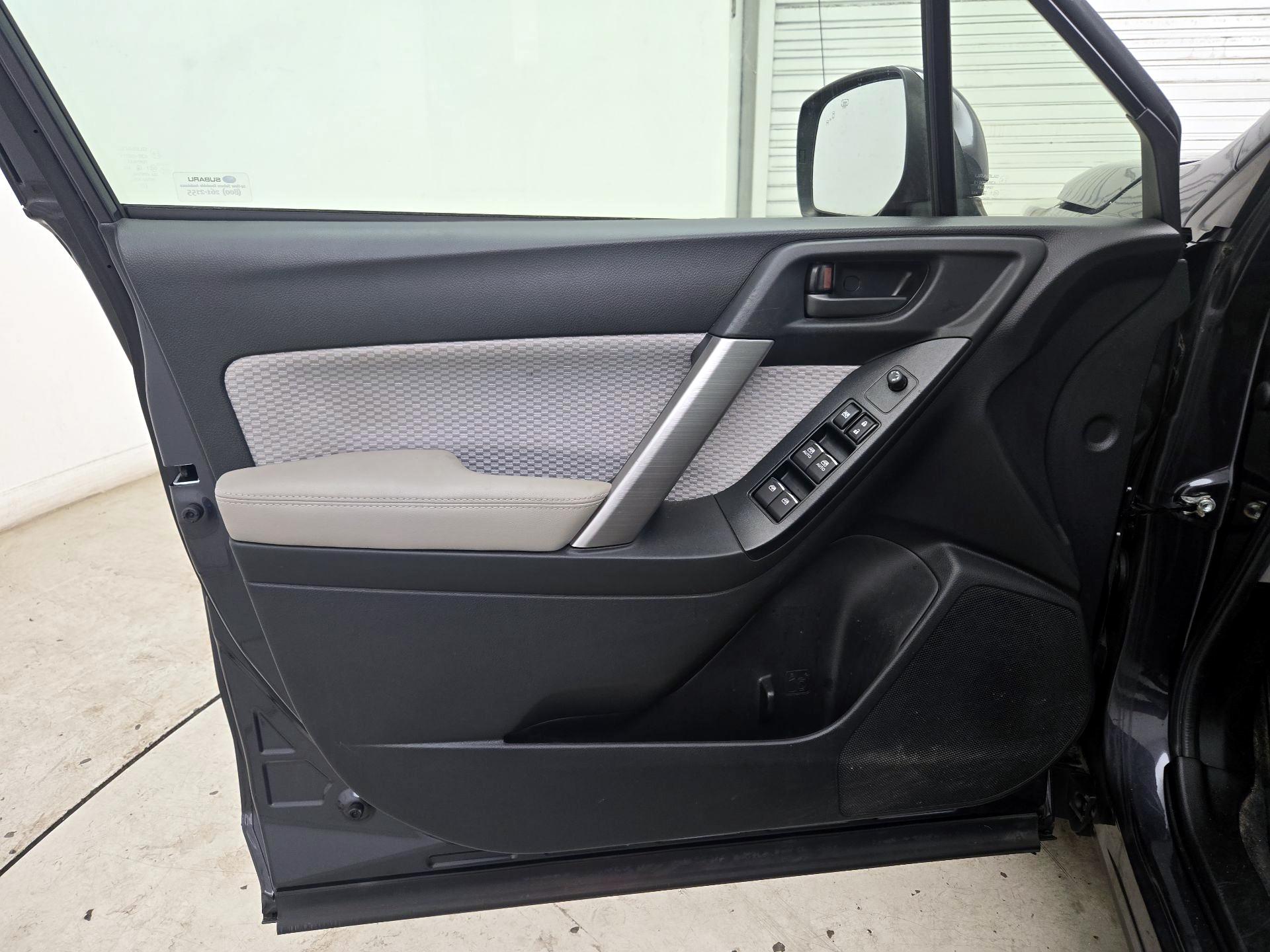Thumbnail: 2018 Subaru Forester - 12