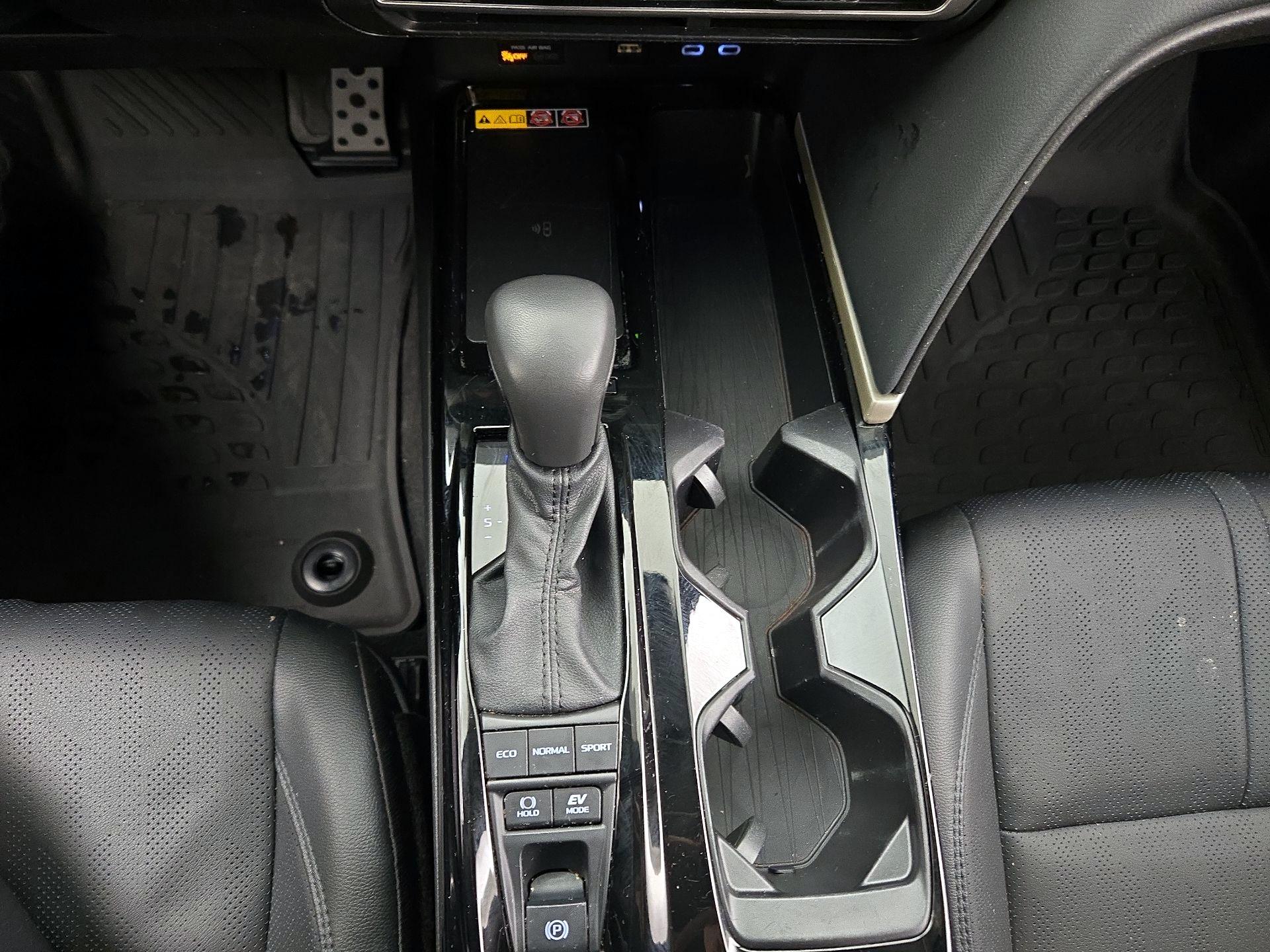Thumbnail: 2025 Toyota Camry - 16