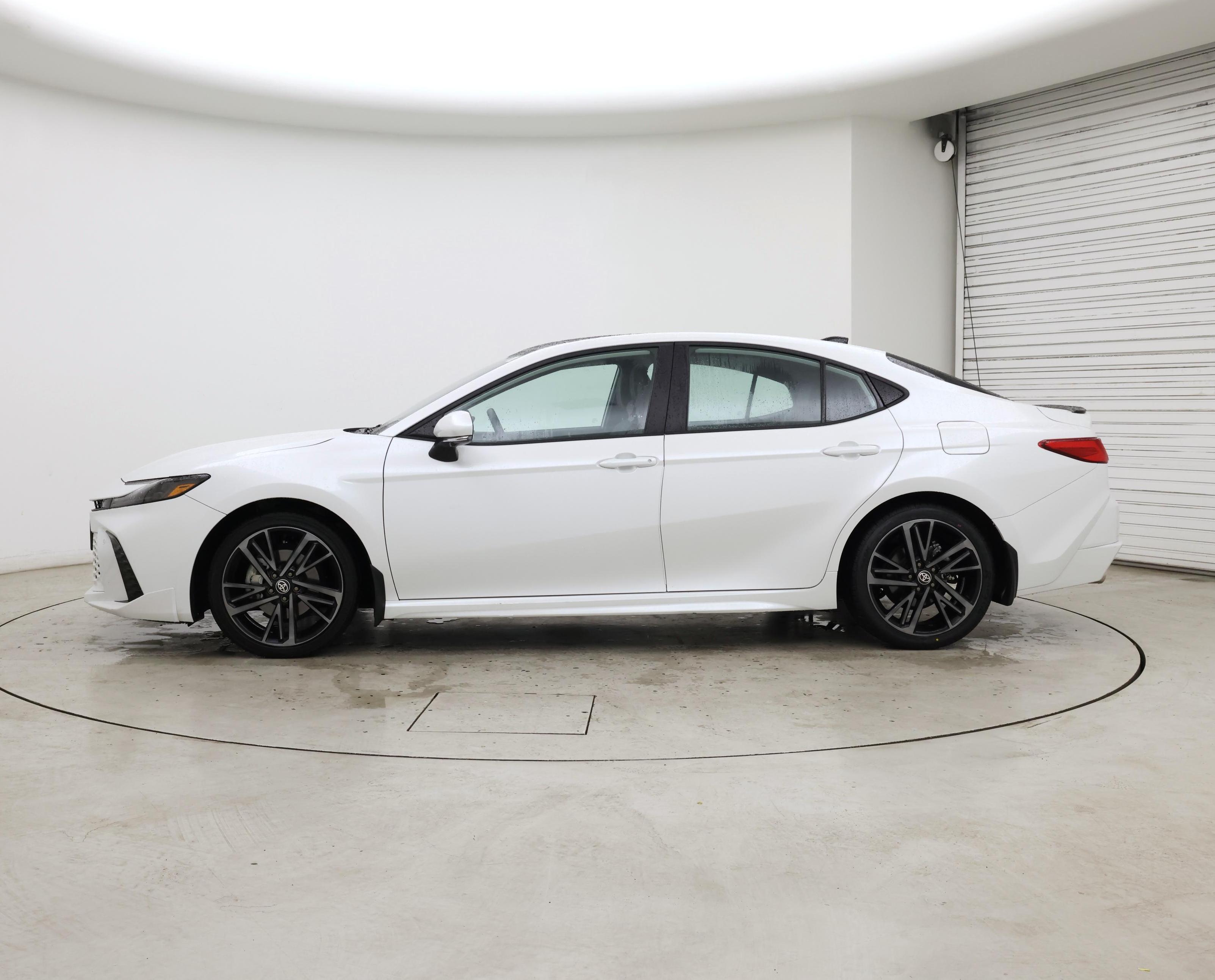 Thumbnail: 2025 Toyota Camry - 3