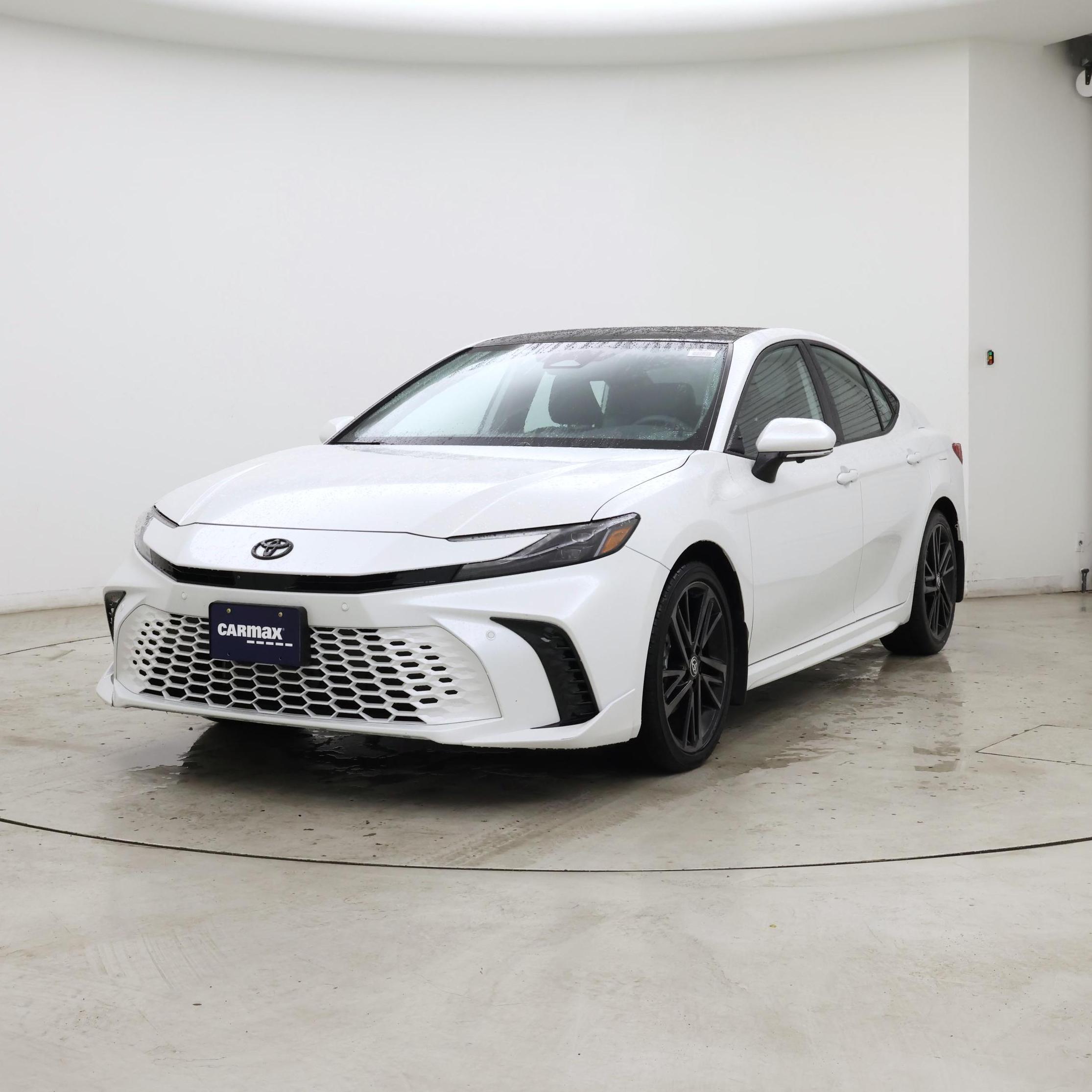 Thumbnail: 2025 Toyota Camry - 4