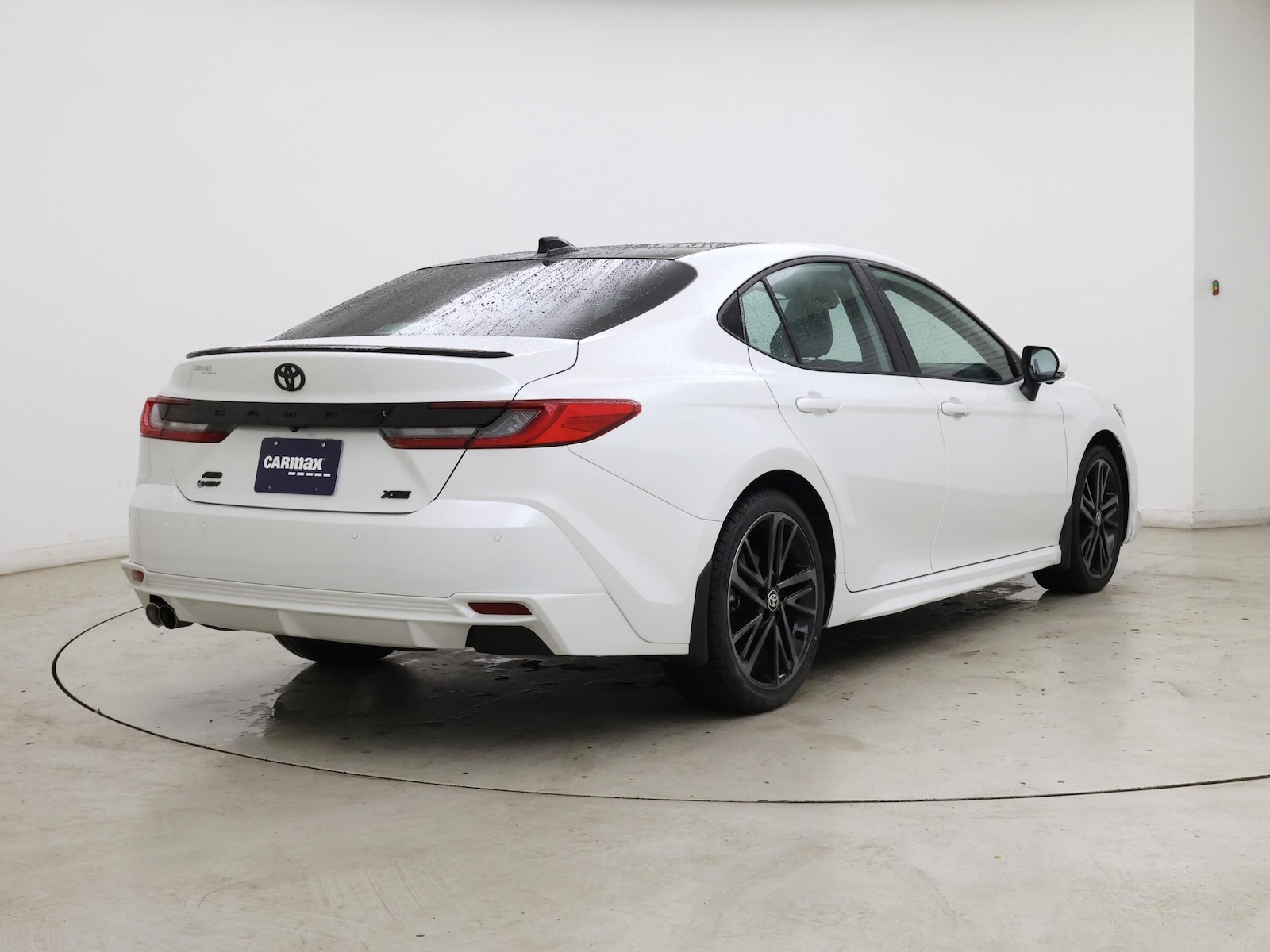2025 Toyota Camry XSE - Photo 9
