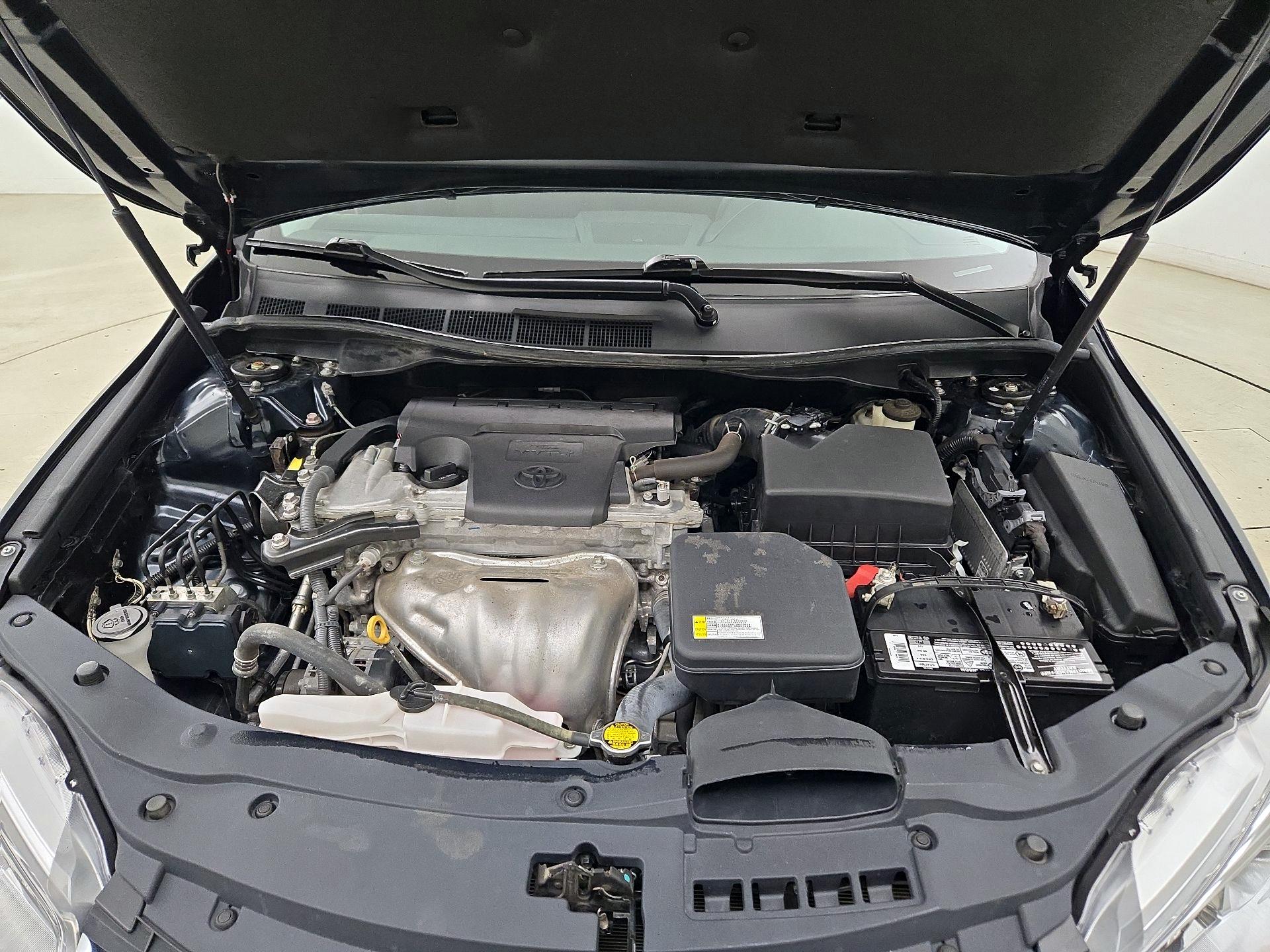 Thumbnail: 2015 Toyota Camry - 19