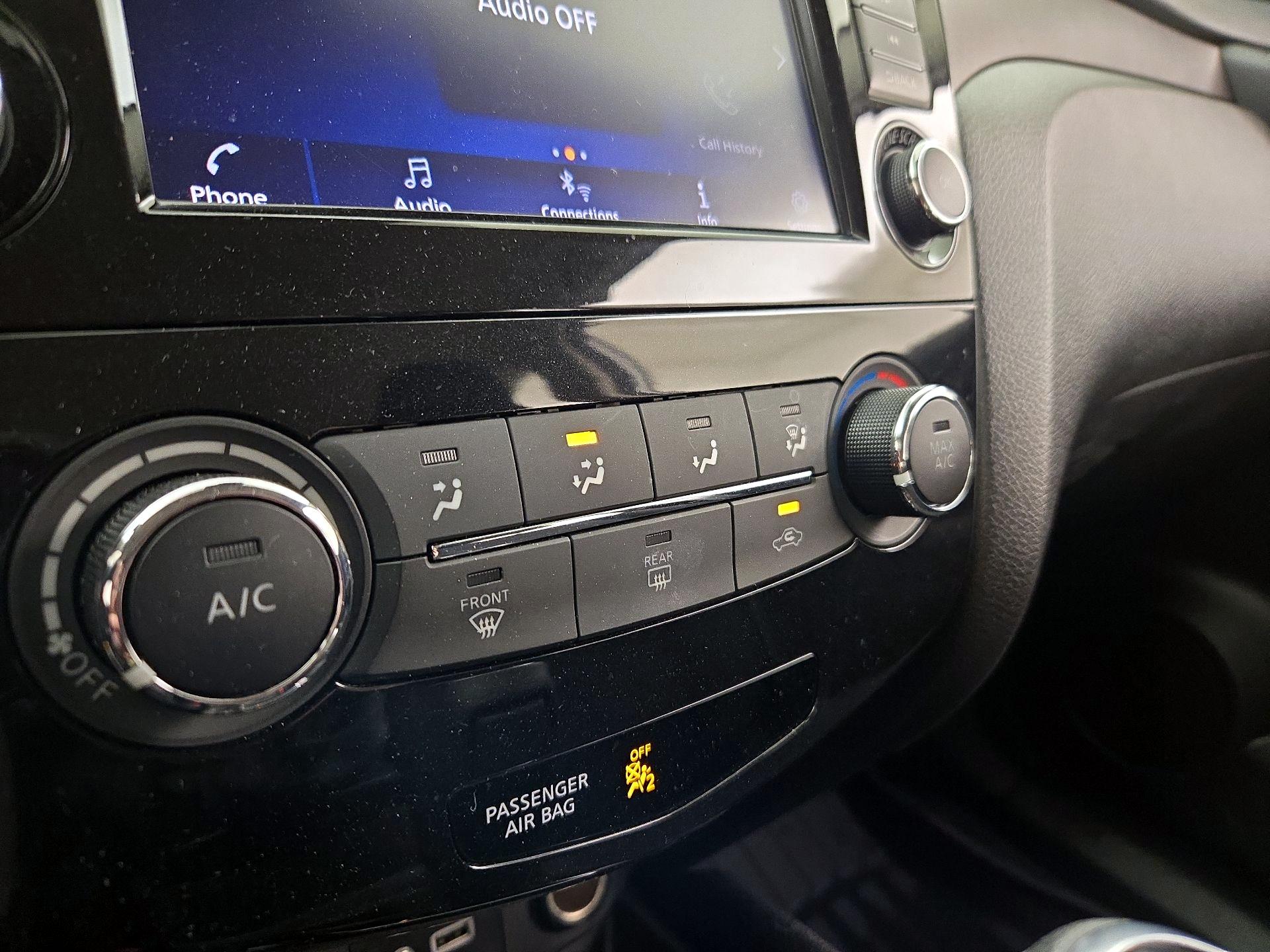 Thumbnail: 2021 Nissan Rogue Sport - 16