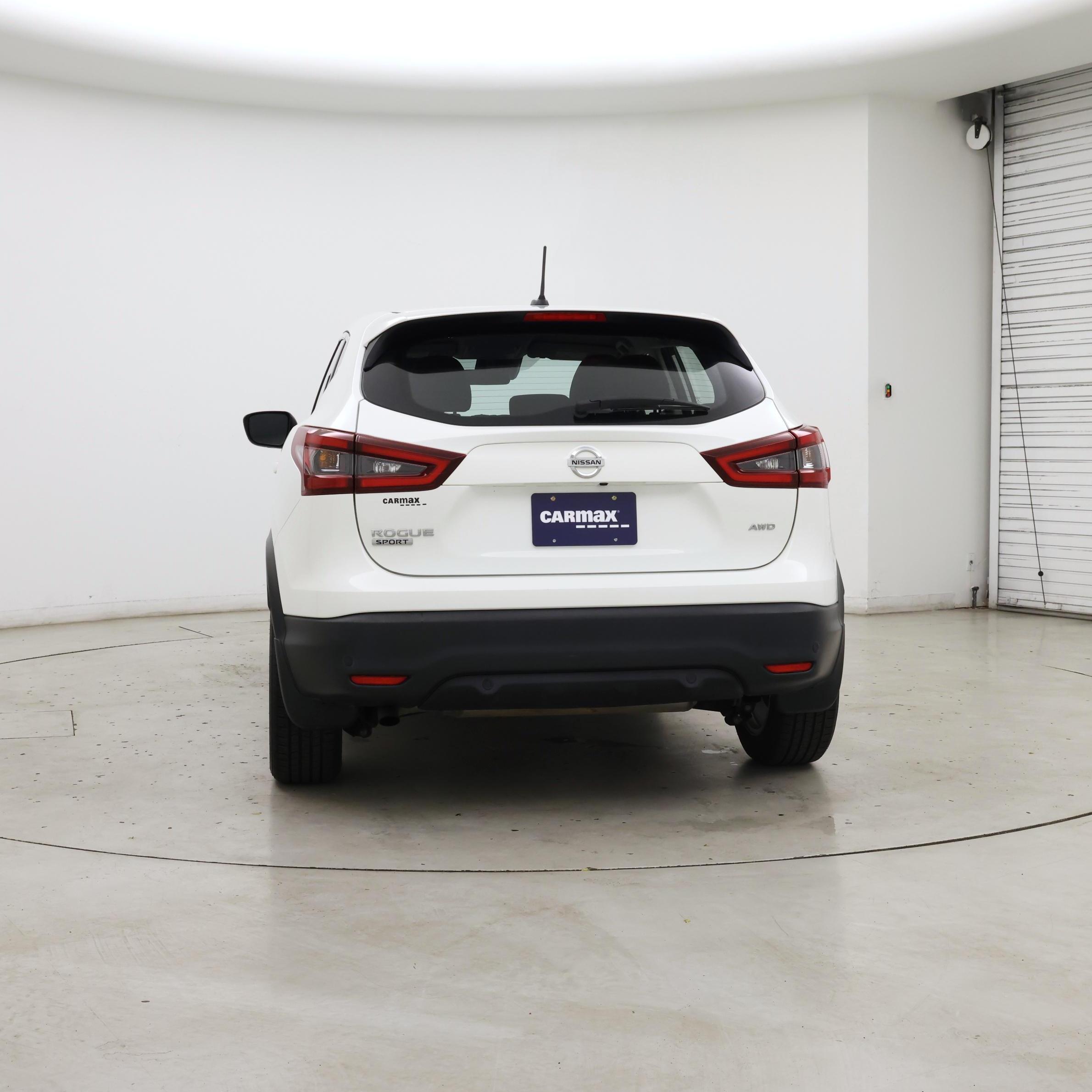 Thumbnail: 2021 Nissan Rogue Sport - 6