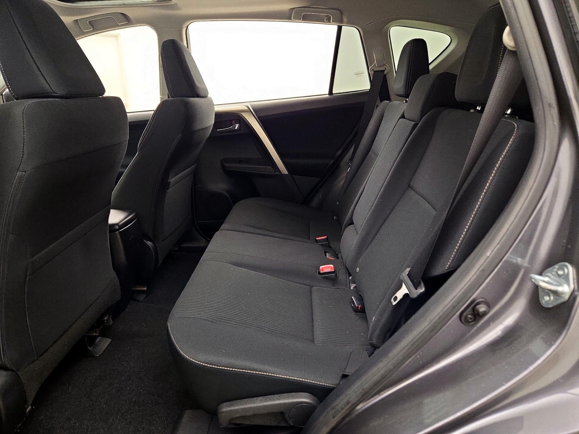 Thumbnail: 2014 Toyota RAV4 - 18