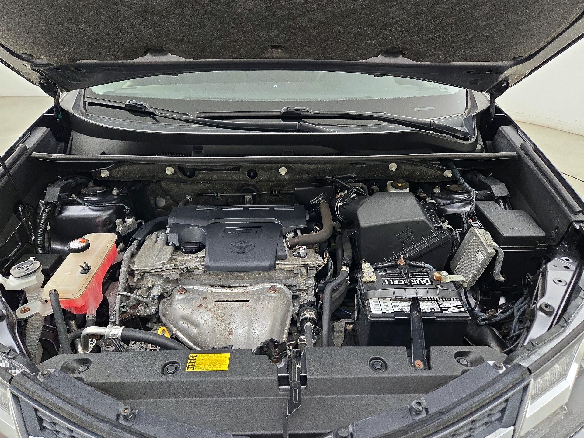 Thumbnail: 2014 Toyota RAV4 - 20