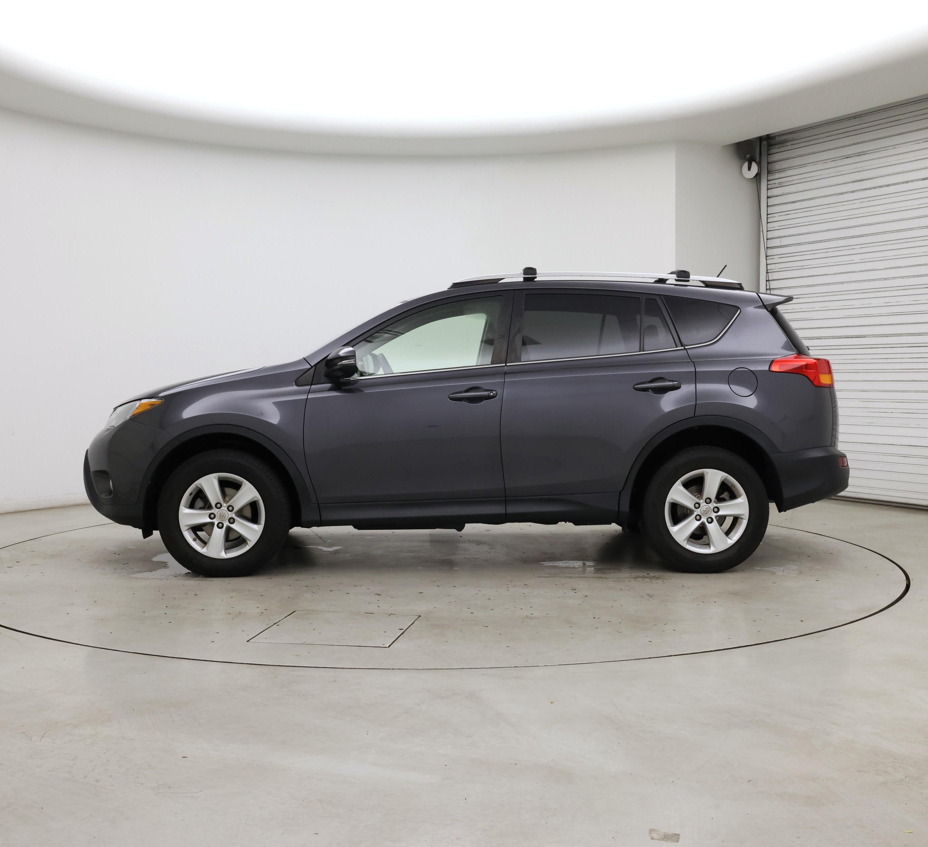 Thumbnail: 2014 Toyota RAV4 - 3