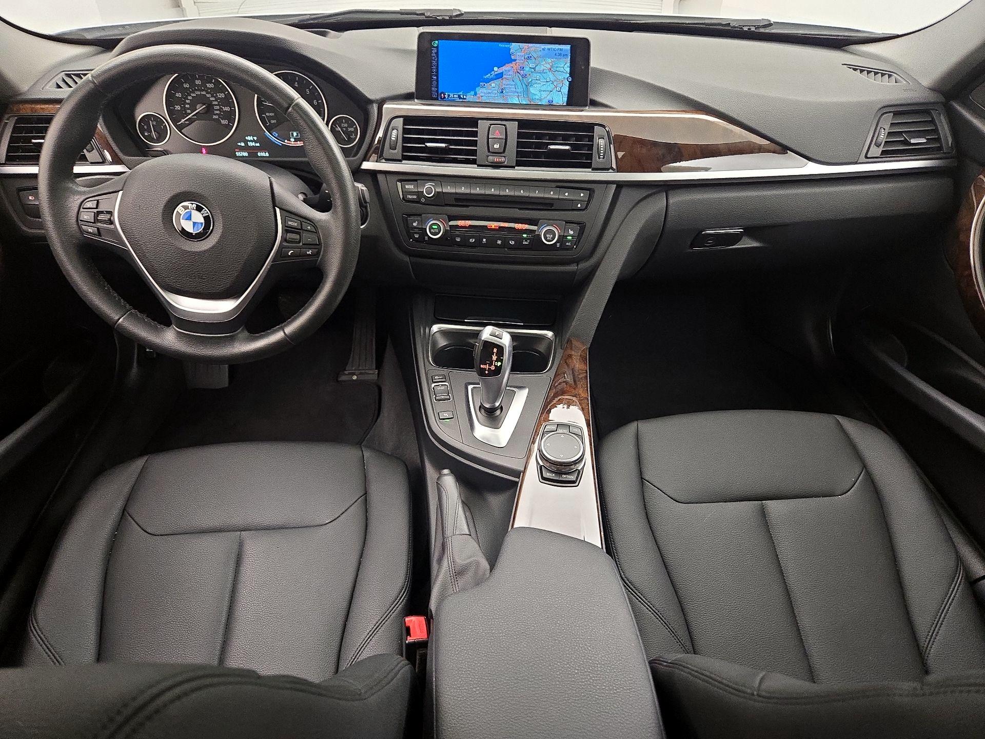 Thumbnail: 2015 BMW 3 Series - 9