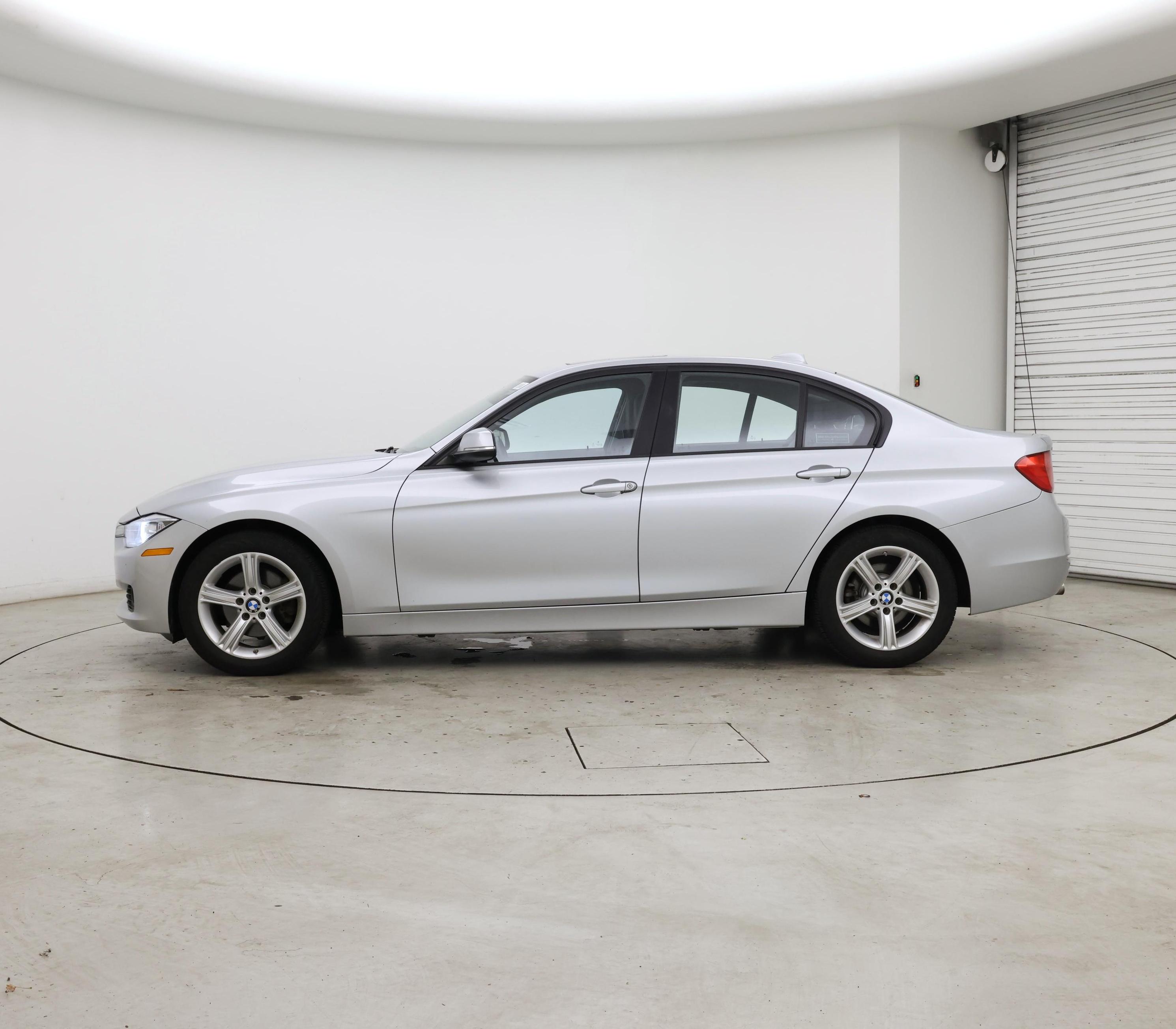 Thumbnail: 2015 BMW 3 Series - 3