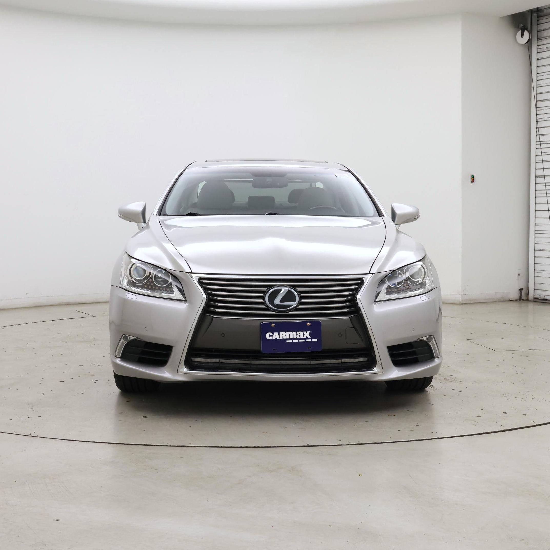 Thumbnail: 2017 Lexus LS - 5