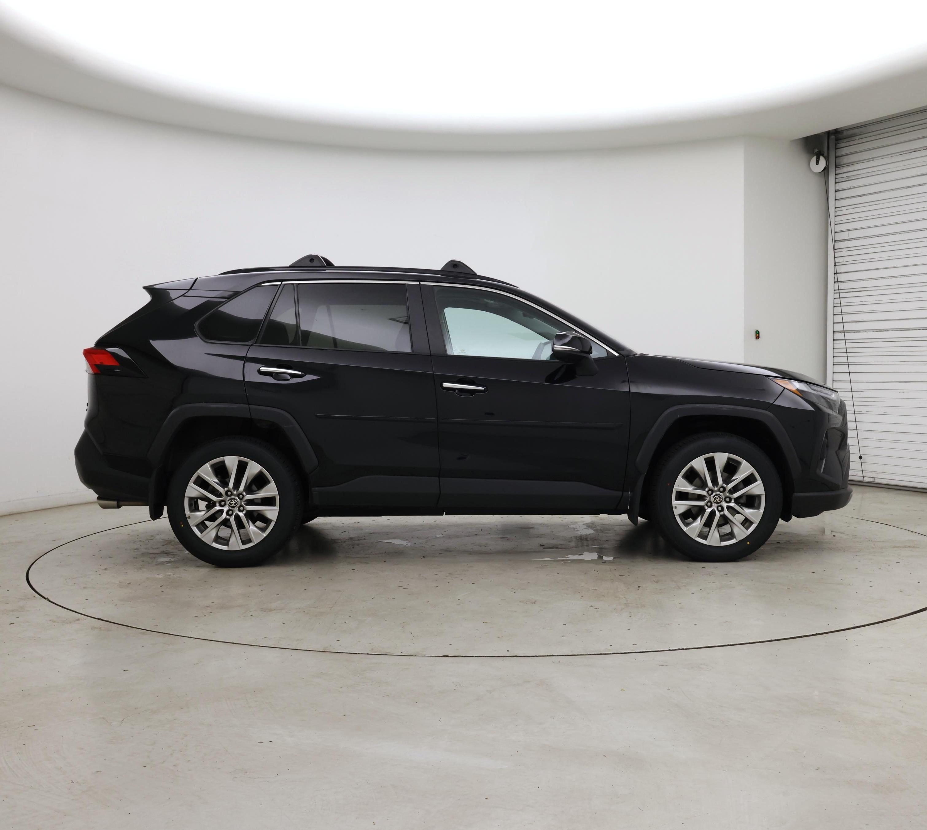 Thumbnail: 2023 Toyota RAV4 - 7