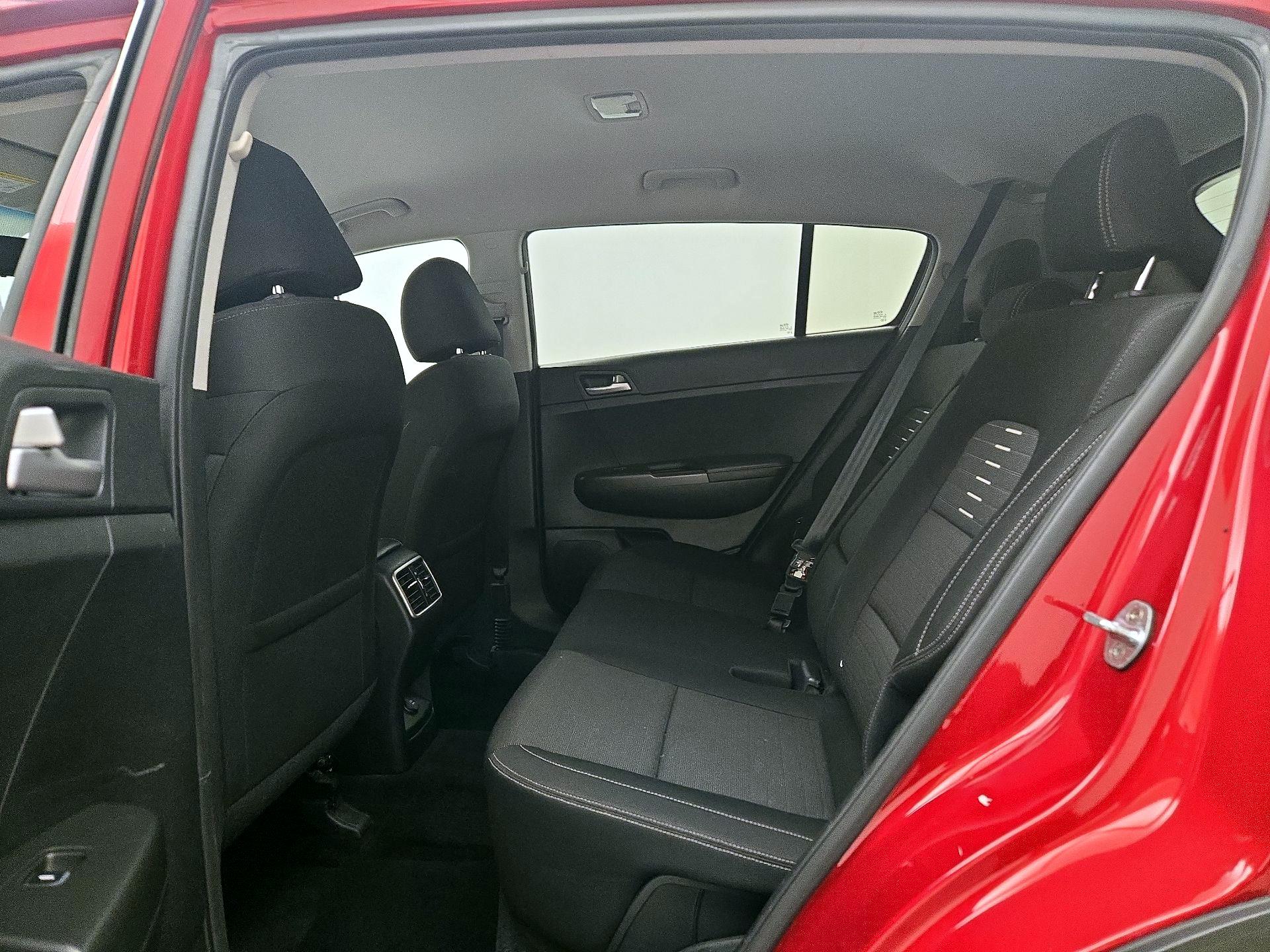 Thumbnail: 2018 Kia Sportage - 19