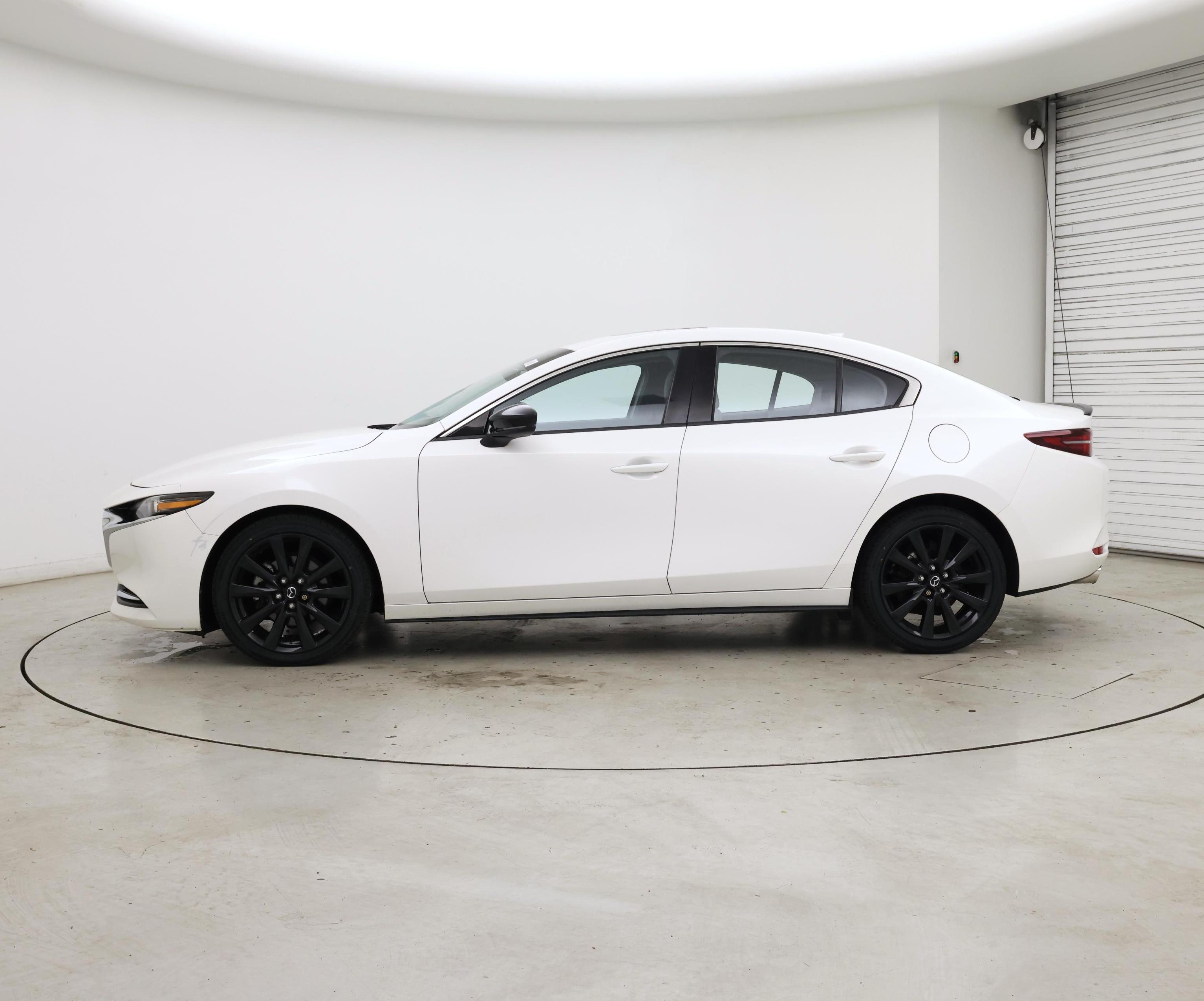 Thumbnail: 2021 Mazda Mazda3 - 3