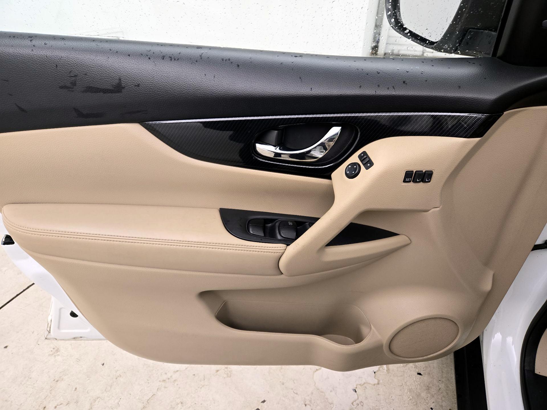 Thumbnail: 2018 Nissan Rogue - 12