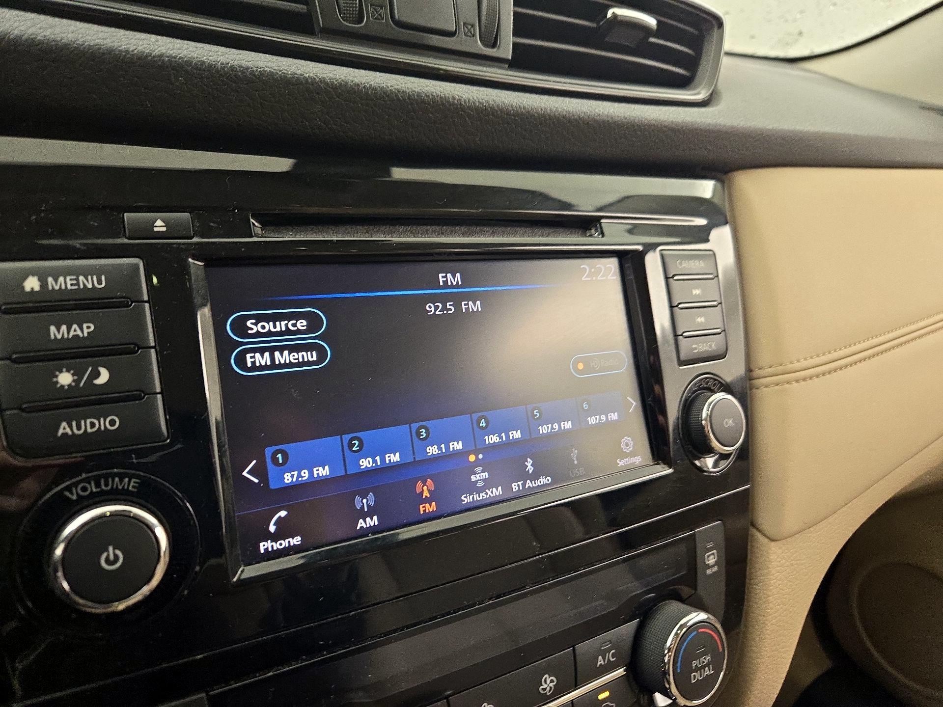 Thumbnail: 2018 Nissan Rogue - 14