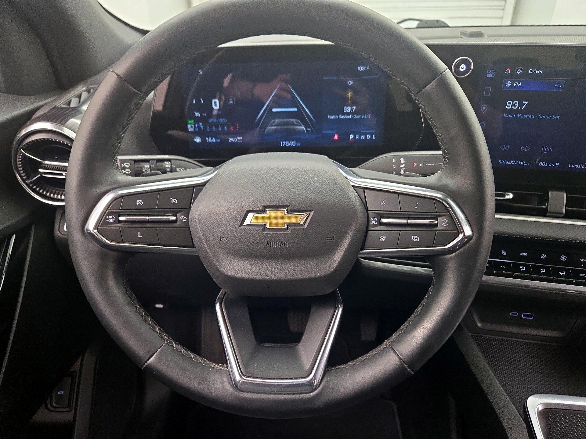 Thumbnail: 2025 Chevrolet Equinox - 10