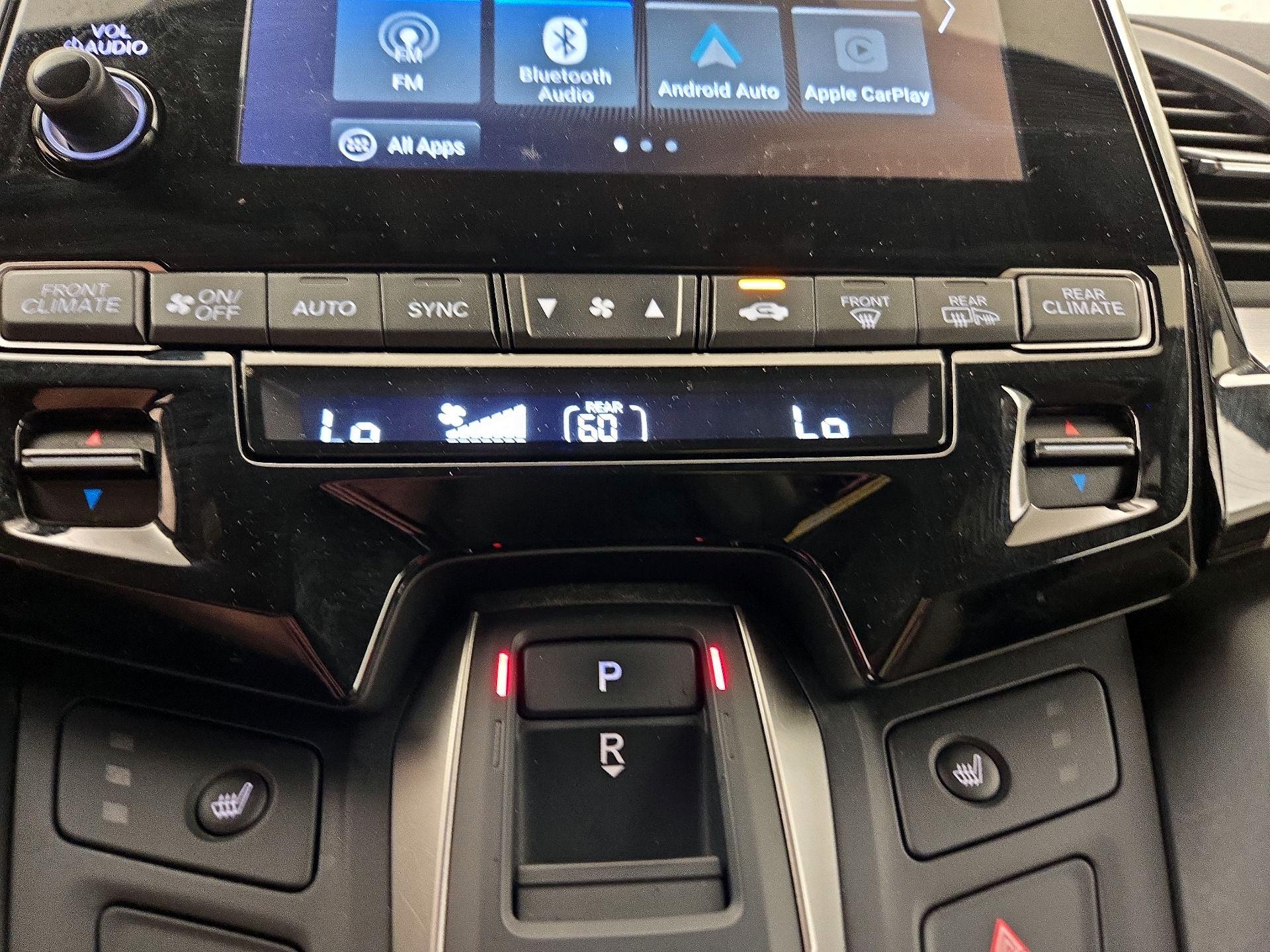 Thumbnail: 2019 Honda Odyssey - 17