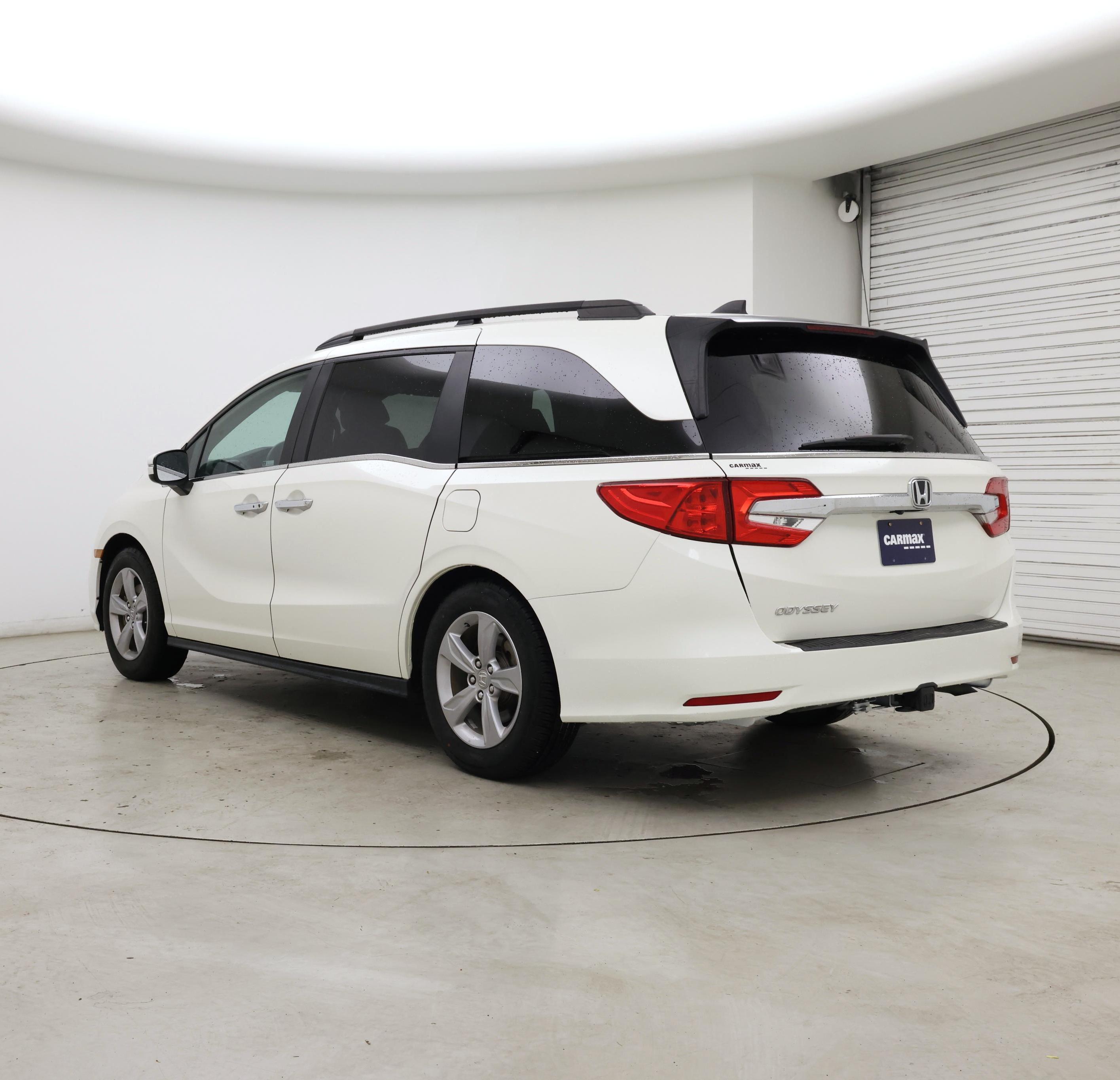 Thumbnail: 2019 Honda Odyssey - 2