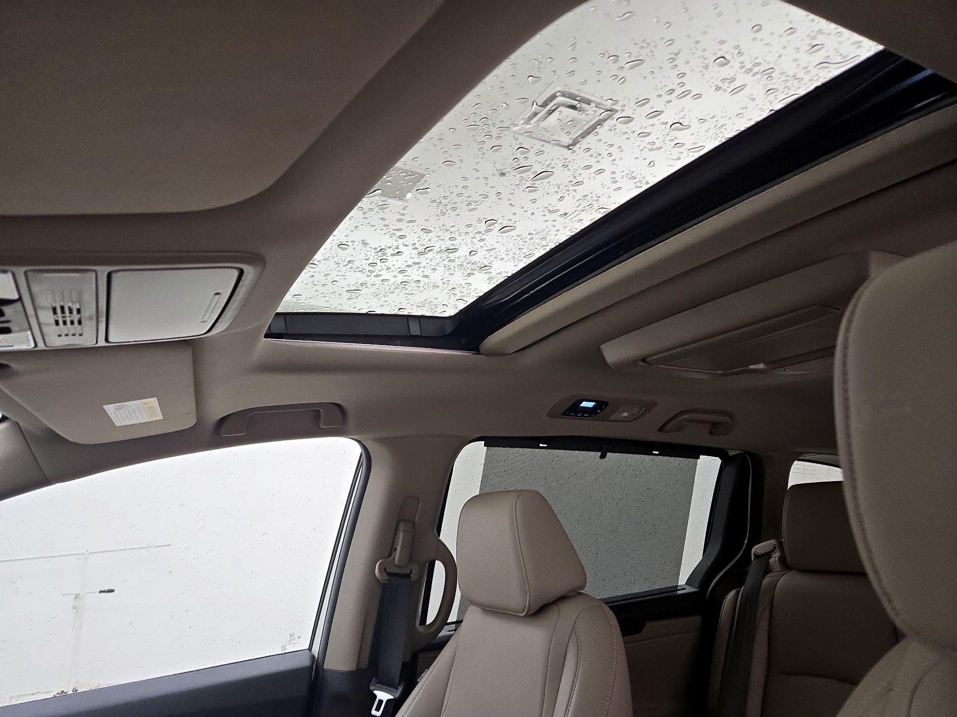 Thumbnail: 2019 Honda Odyssey - 19