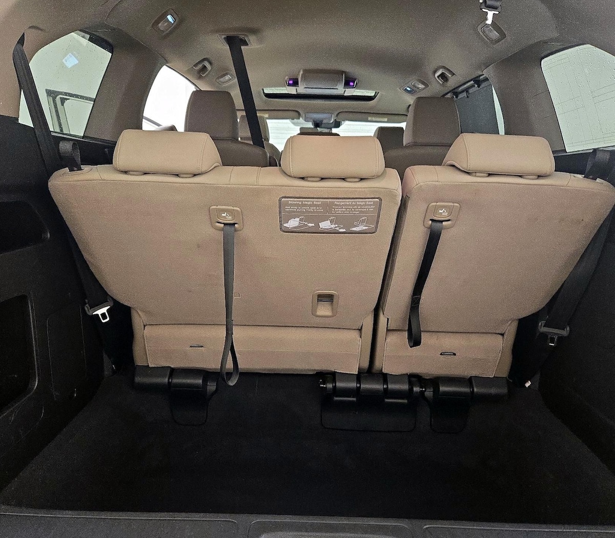 Trunk/Cargo (Seats Up)