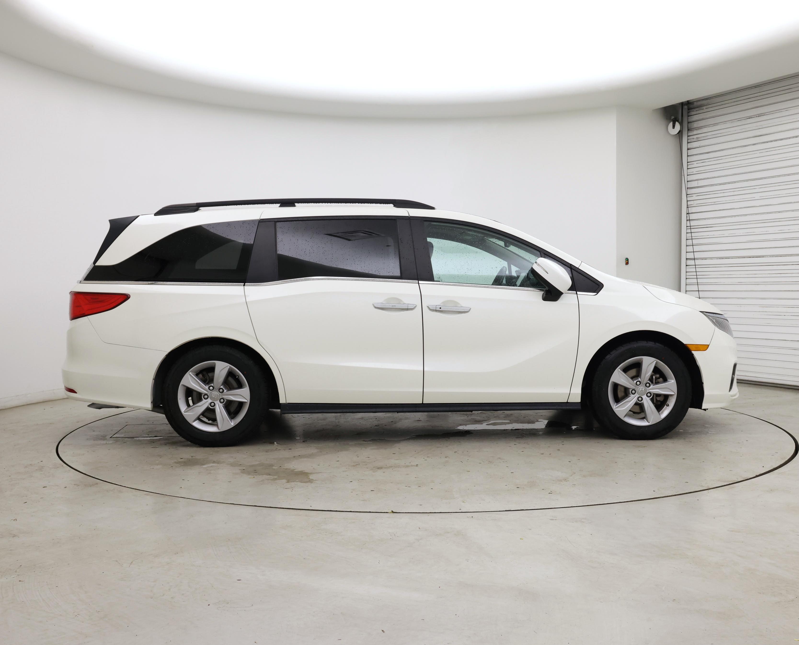 Thumbnail: 2019 Honda Odyssey - 7