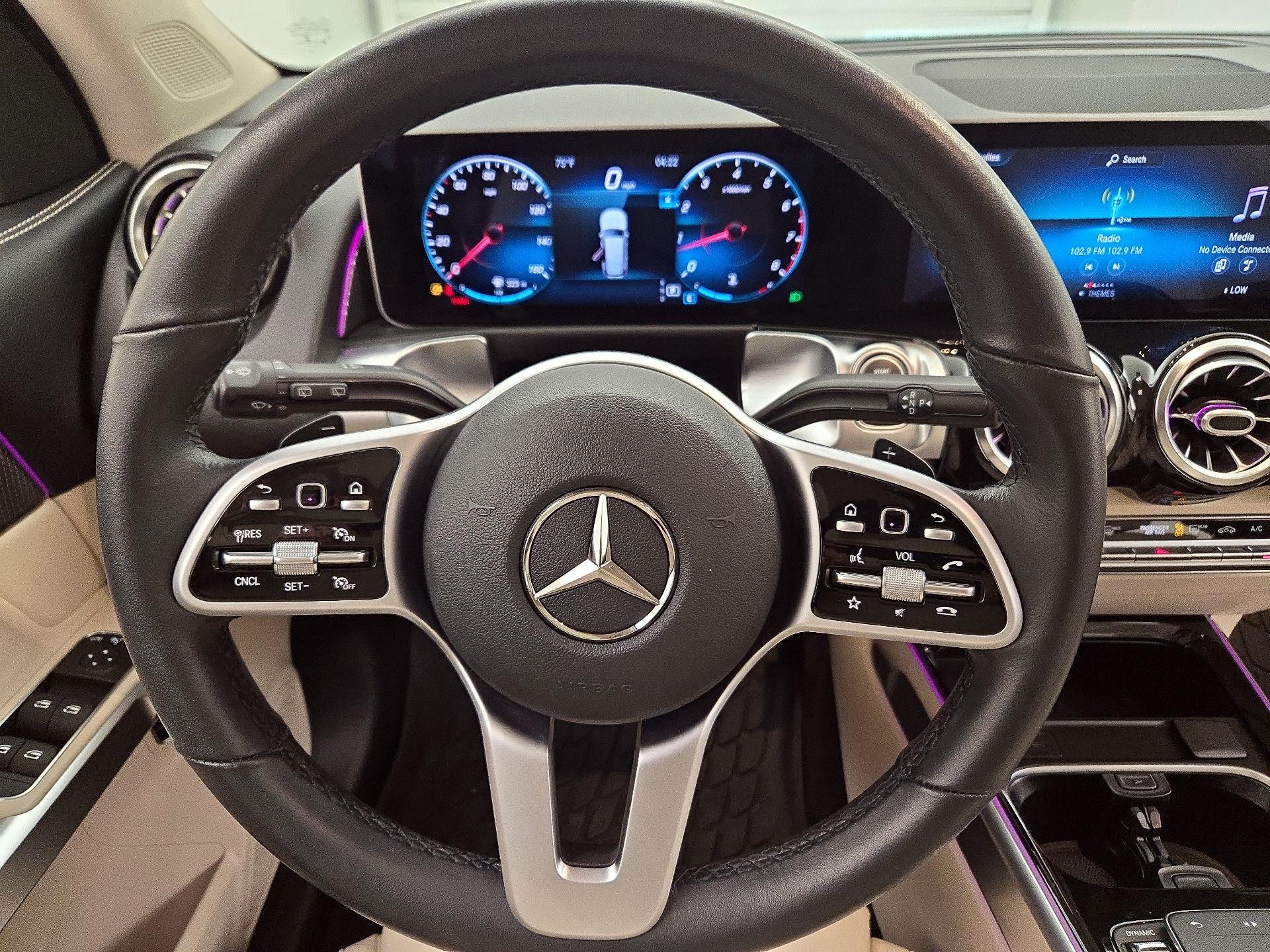 Thumbnail: 2021 Mercedes-Benz GLB - 10