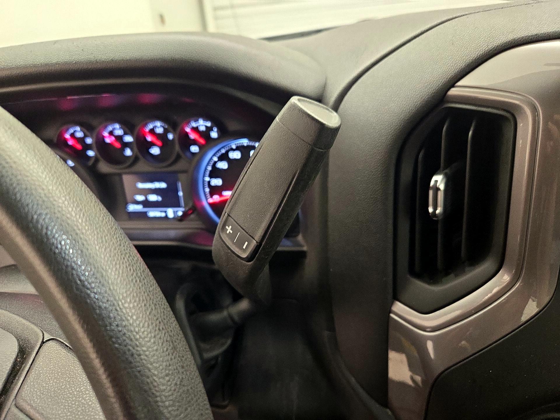 Thumbnail: 2021 Chevrolet Silverado 1500 - 17