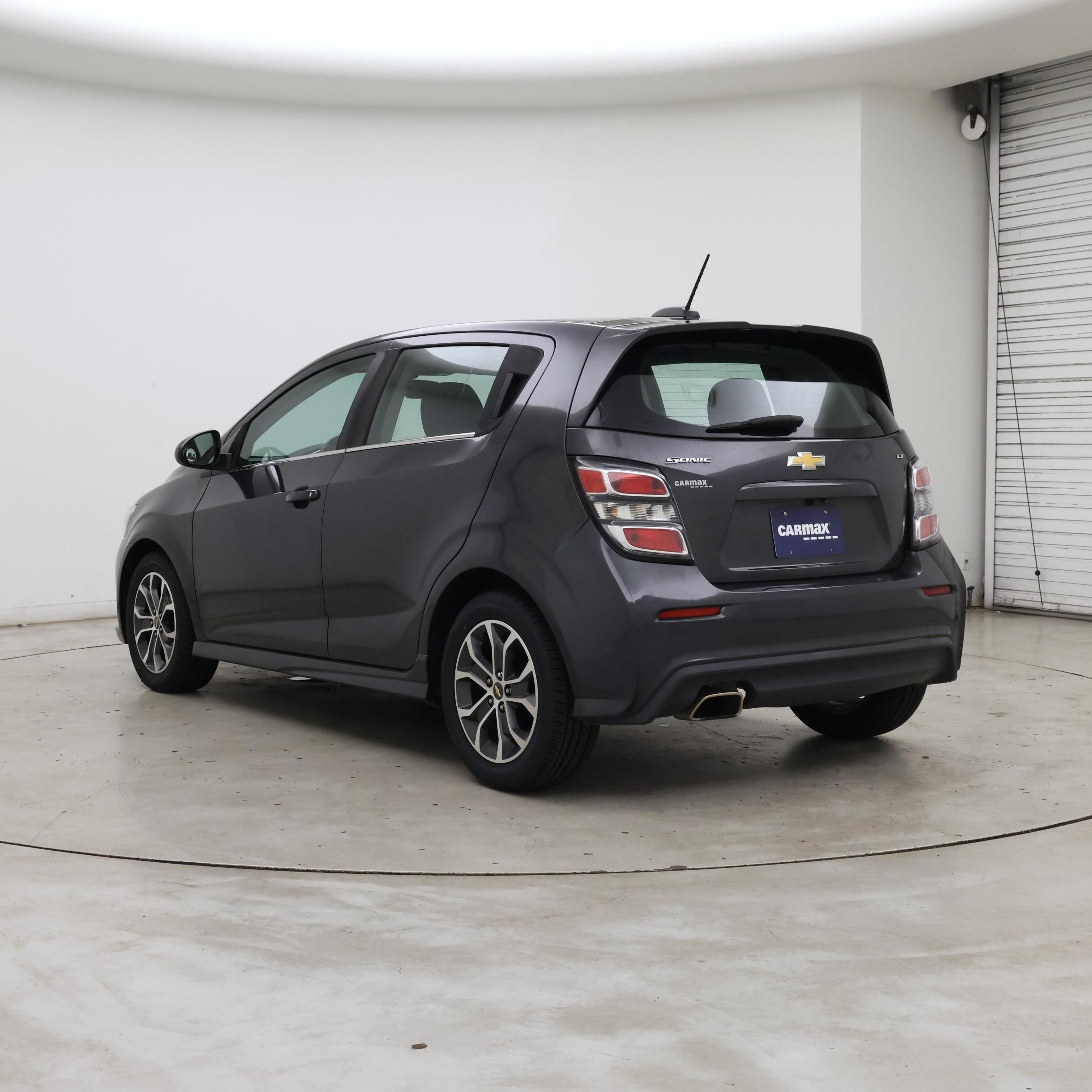 Thumbnail: 2017 Chevrolet Sonic - 2