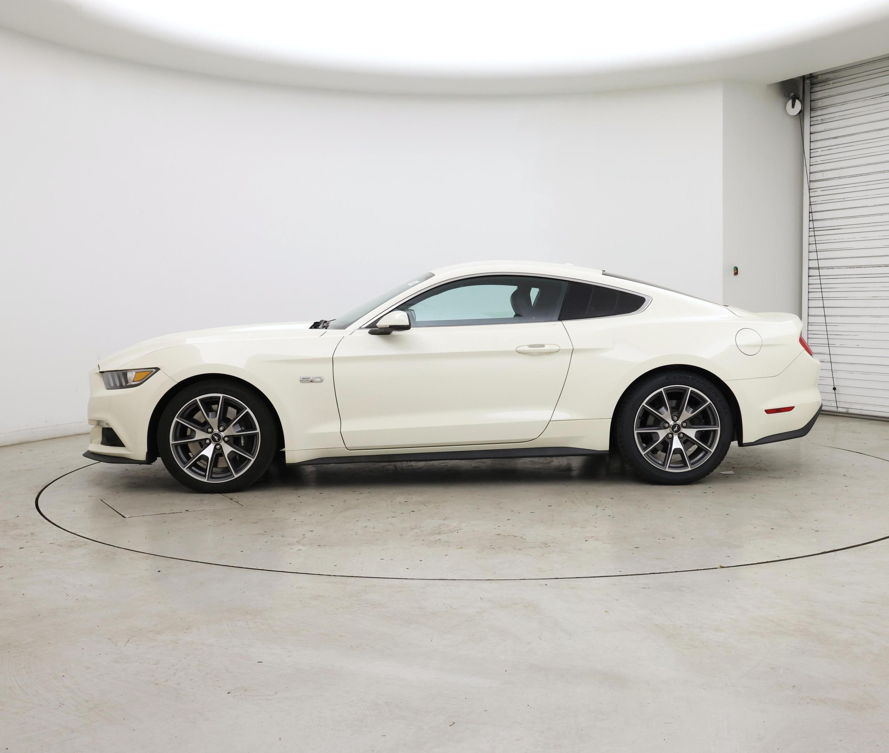Thumbnail: 2015 Ford Mustang - 3