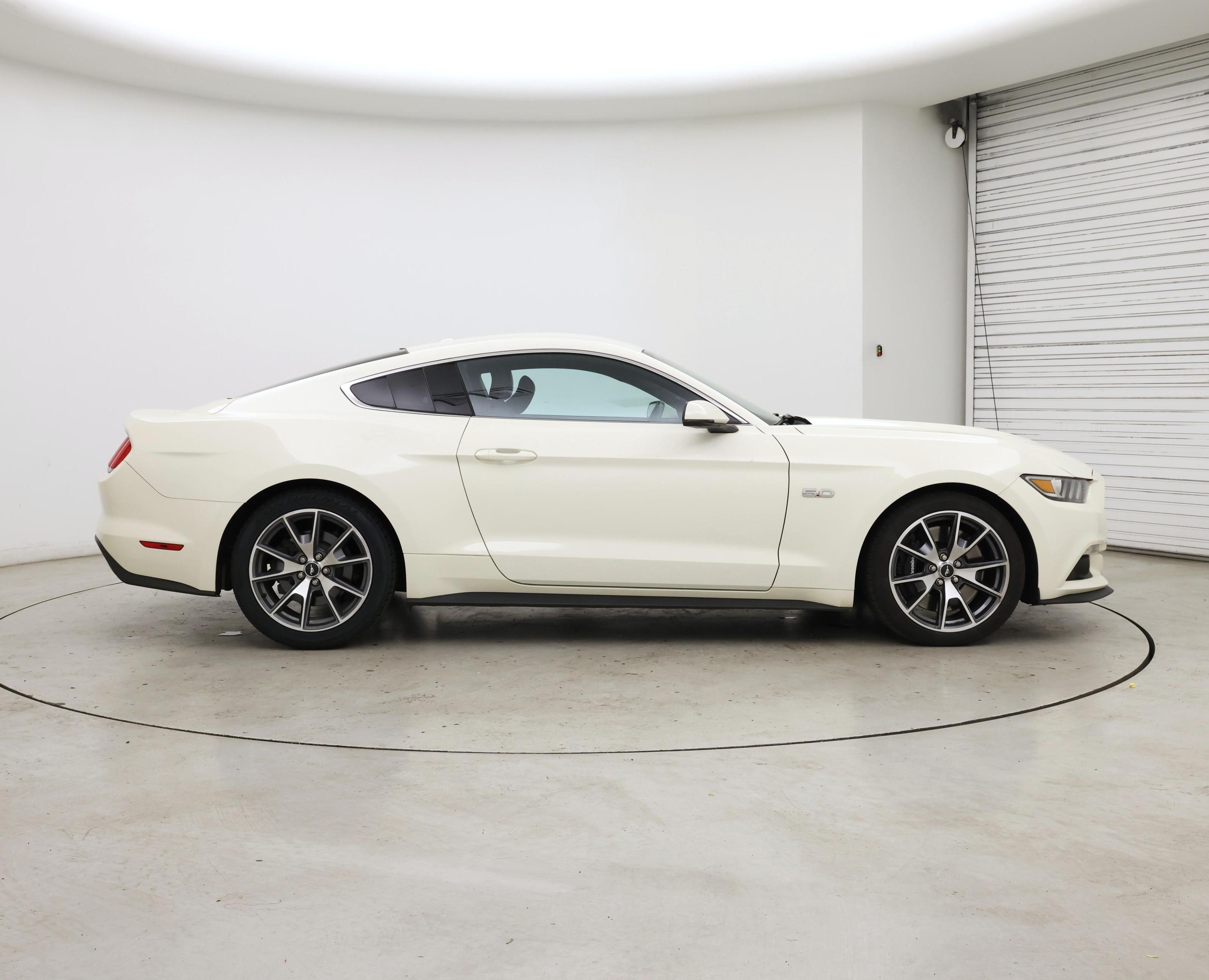 Thumbnail: 2015 Ford Mustang - 7