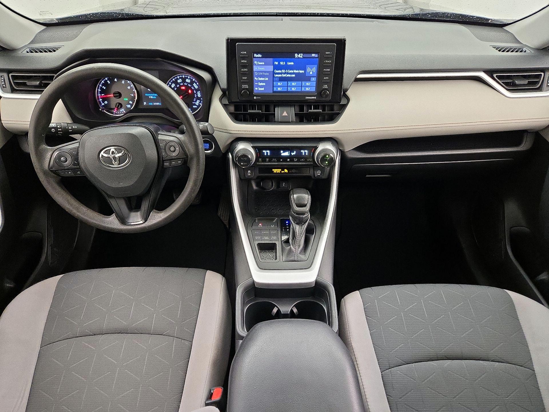 Thumbnail: 2020 Toyota RAV4 - 9