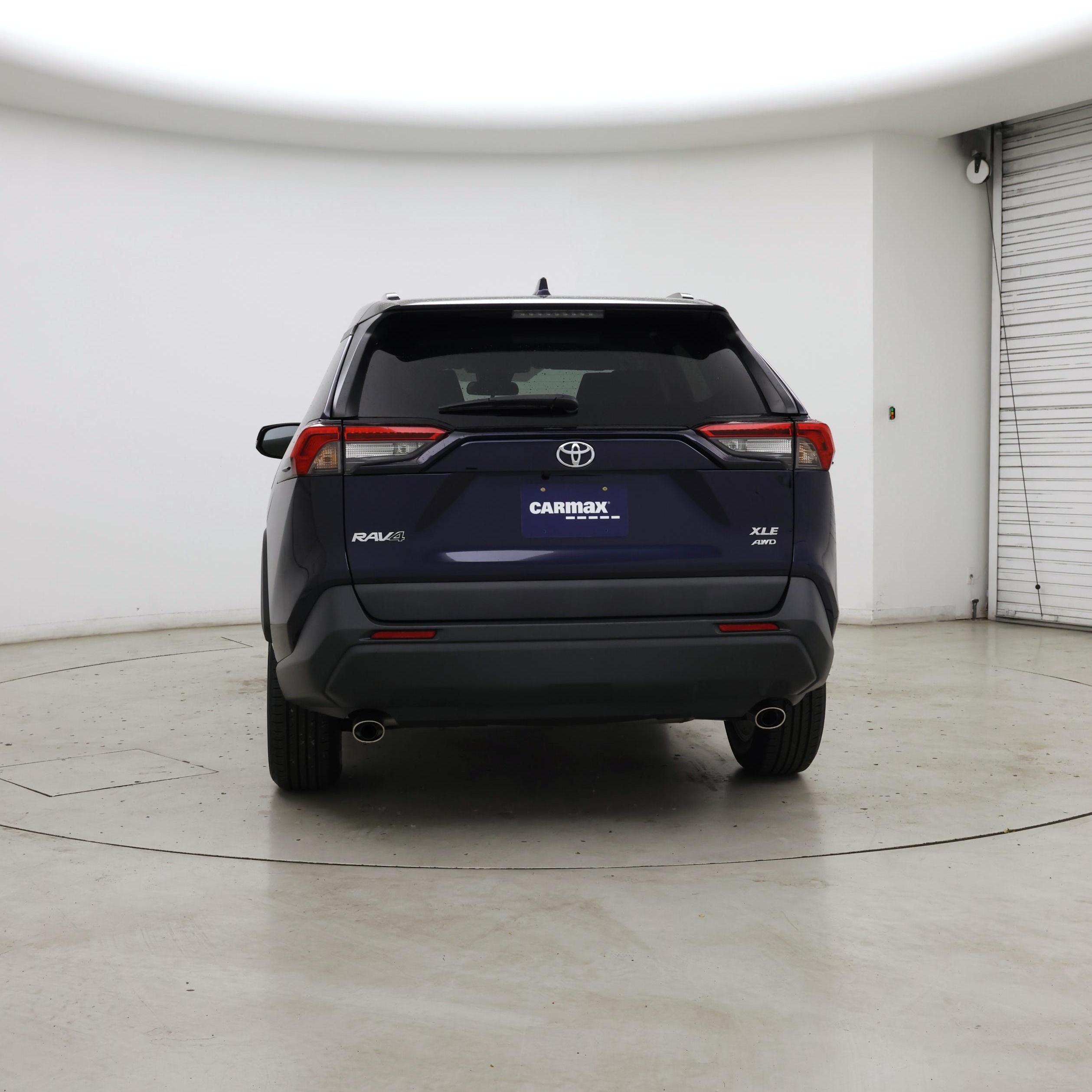 Thumbnail: 2020 Toyota RAV4 - 6