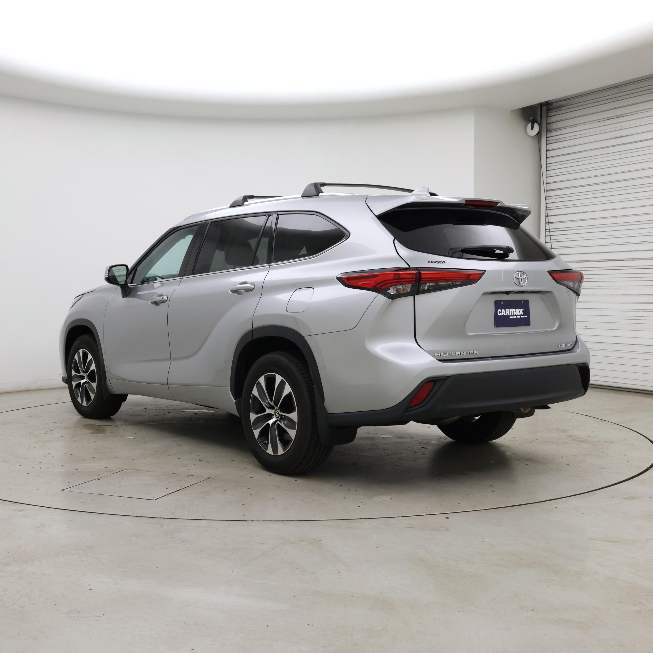 Thumbnail: 2021 Toyota Highlander - 2