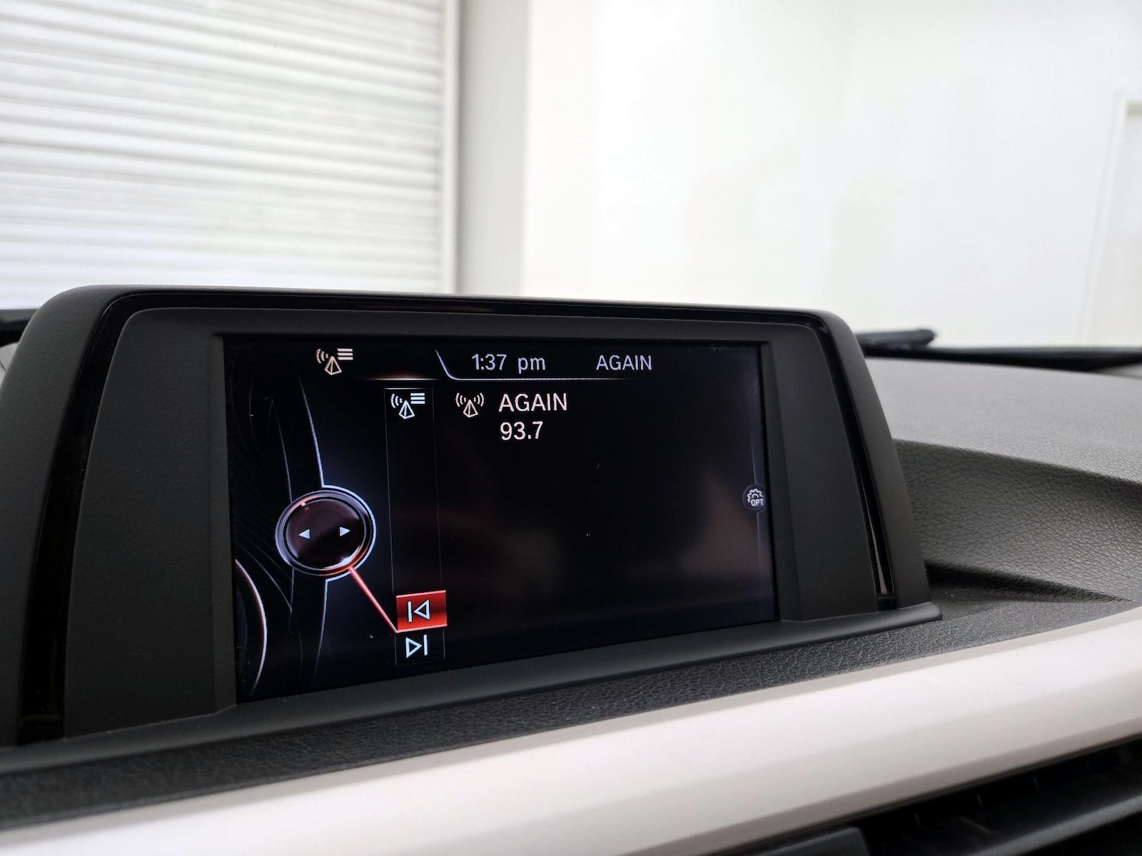2016 BMW 3 Series 320i - Photo 14