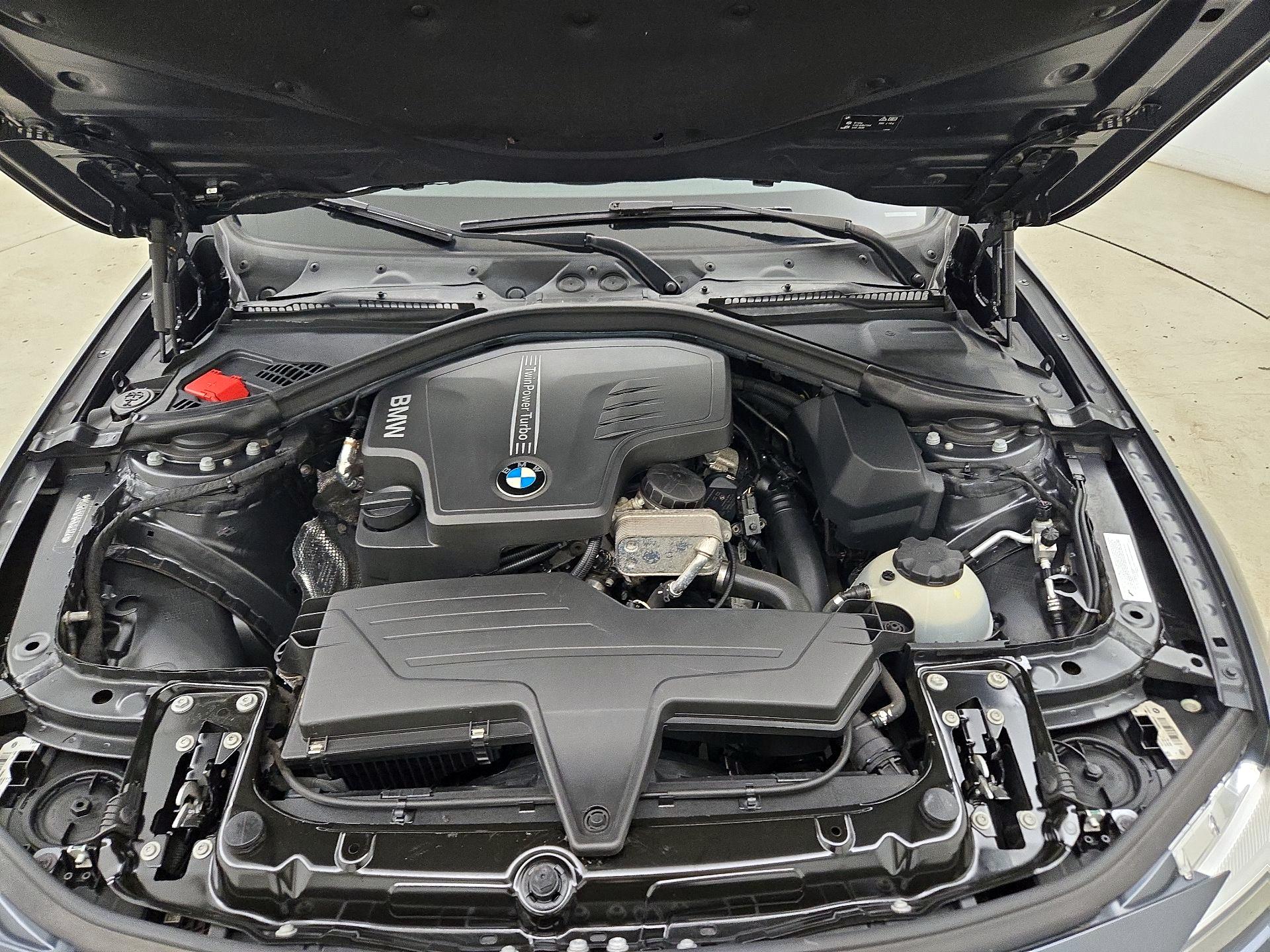 Thumbnail: 2016 BMW 3 Series - 19