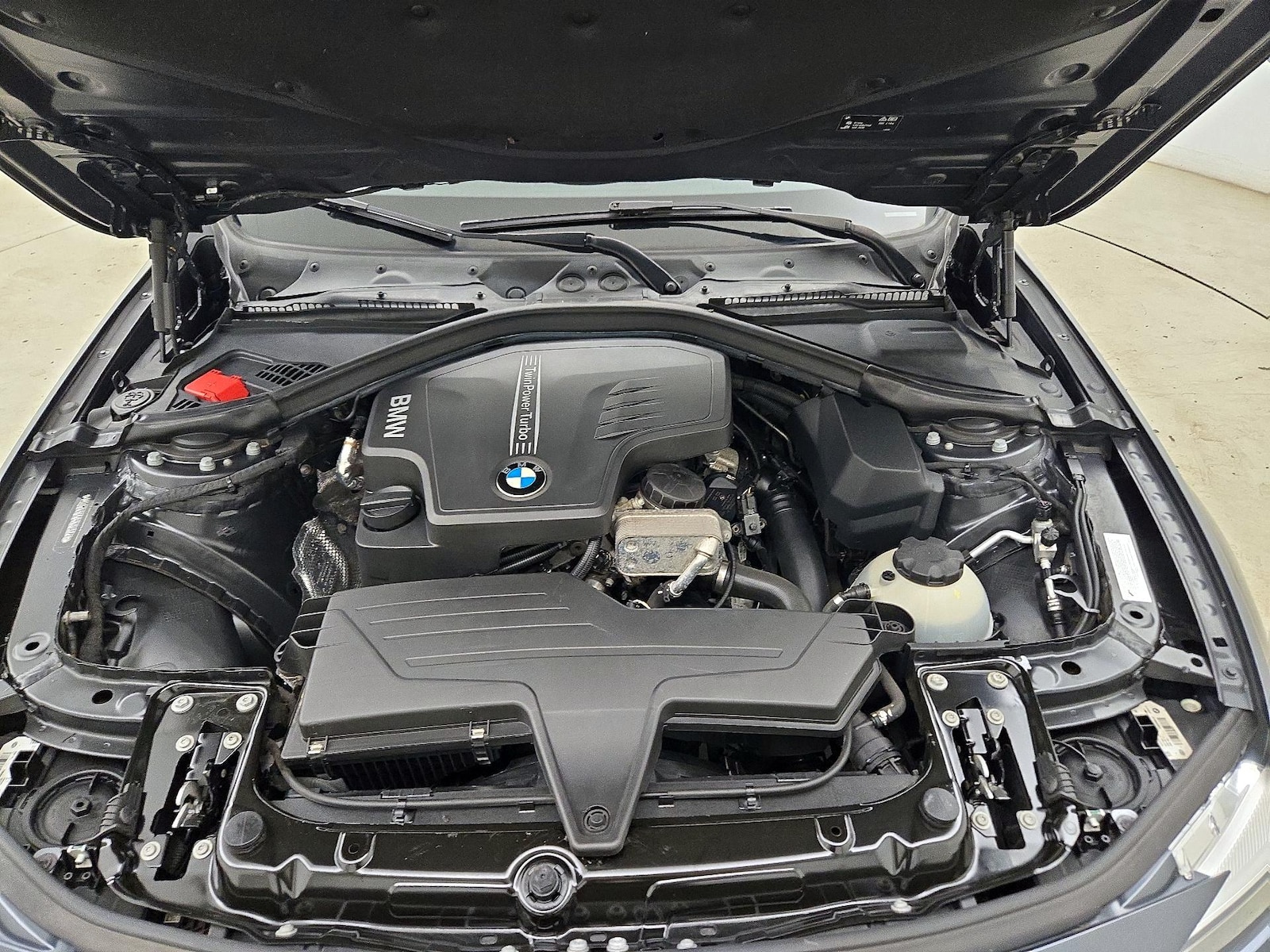 2016 BMW 3 Series 320i - Photo 20