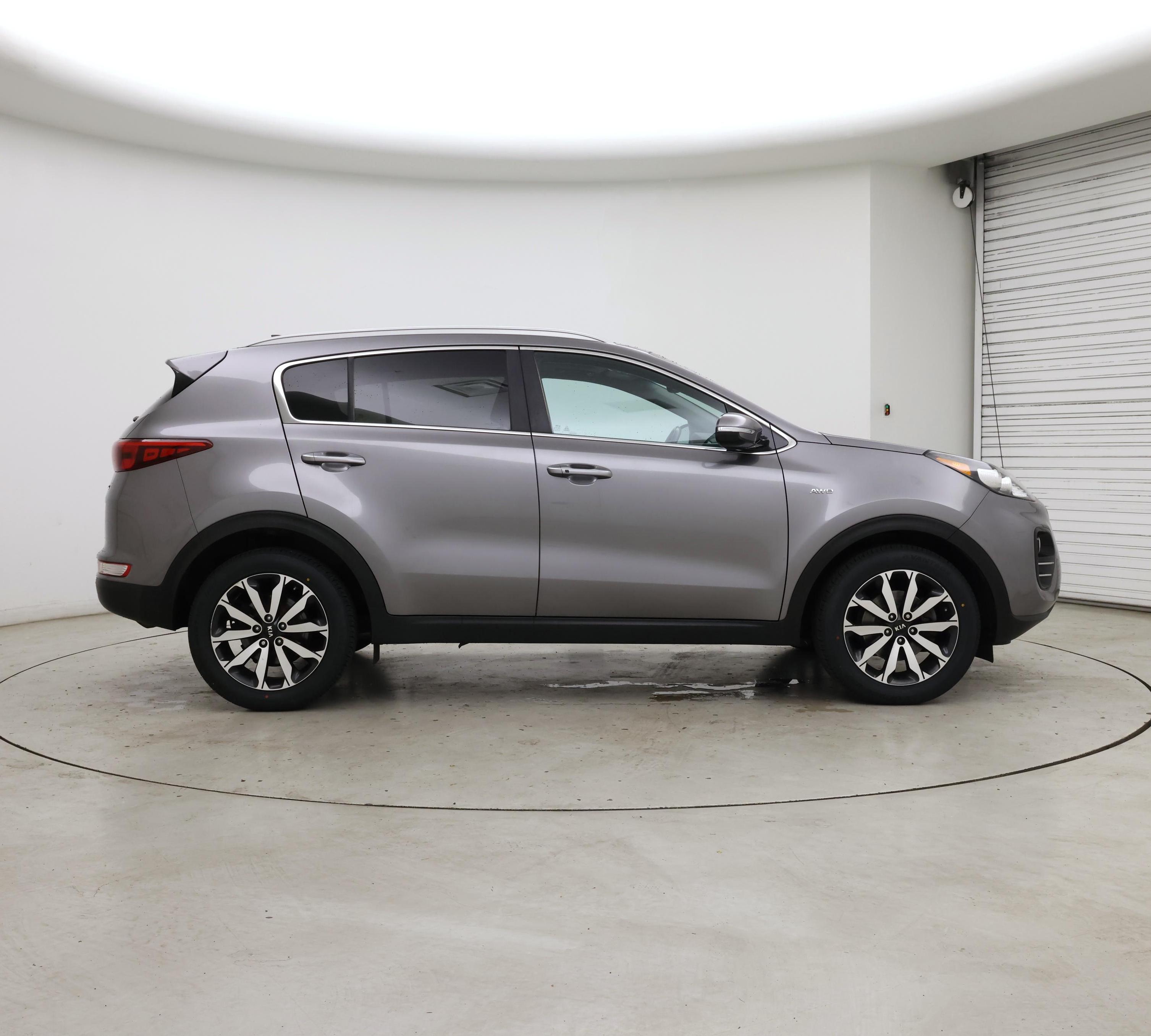 Thumbnail: 2017 Kia Sportage - 7