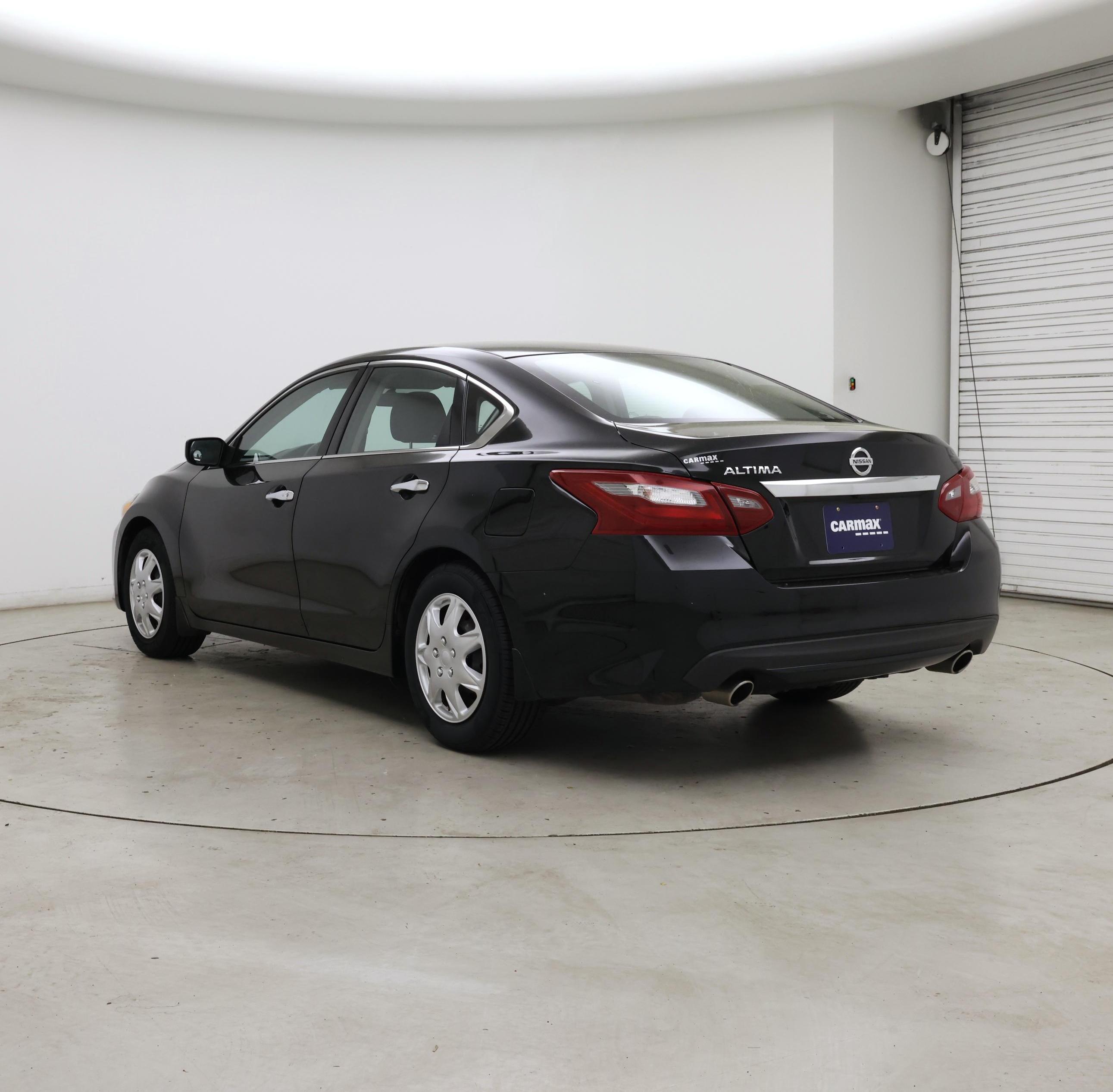 Thumbnail: 2018 Nissan Altima - 2