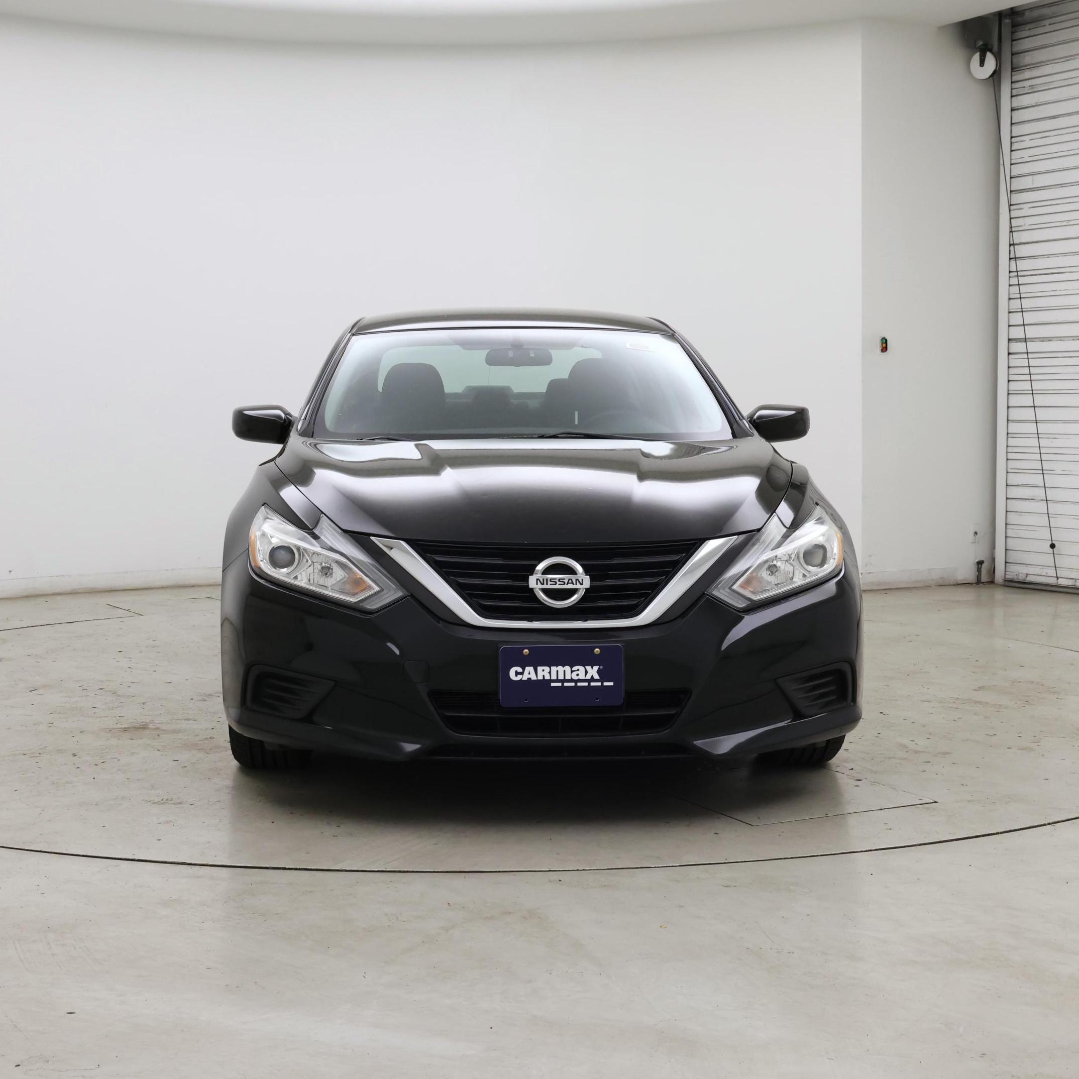 Thumbnail: 2018 Nissan Altima - 5