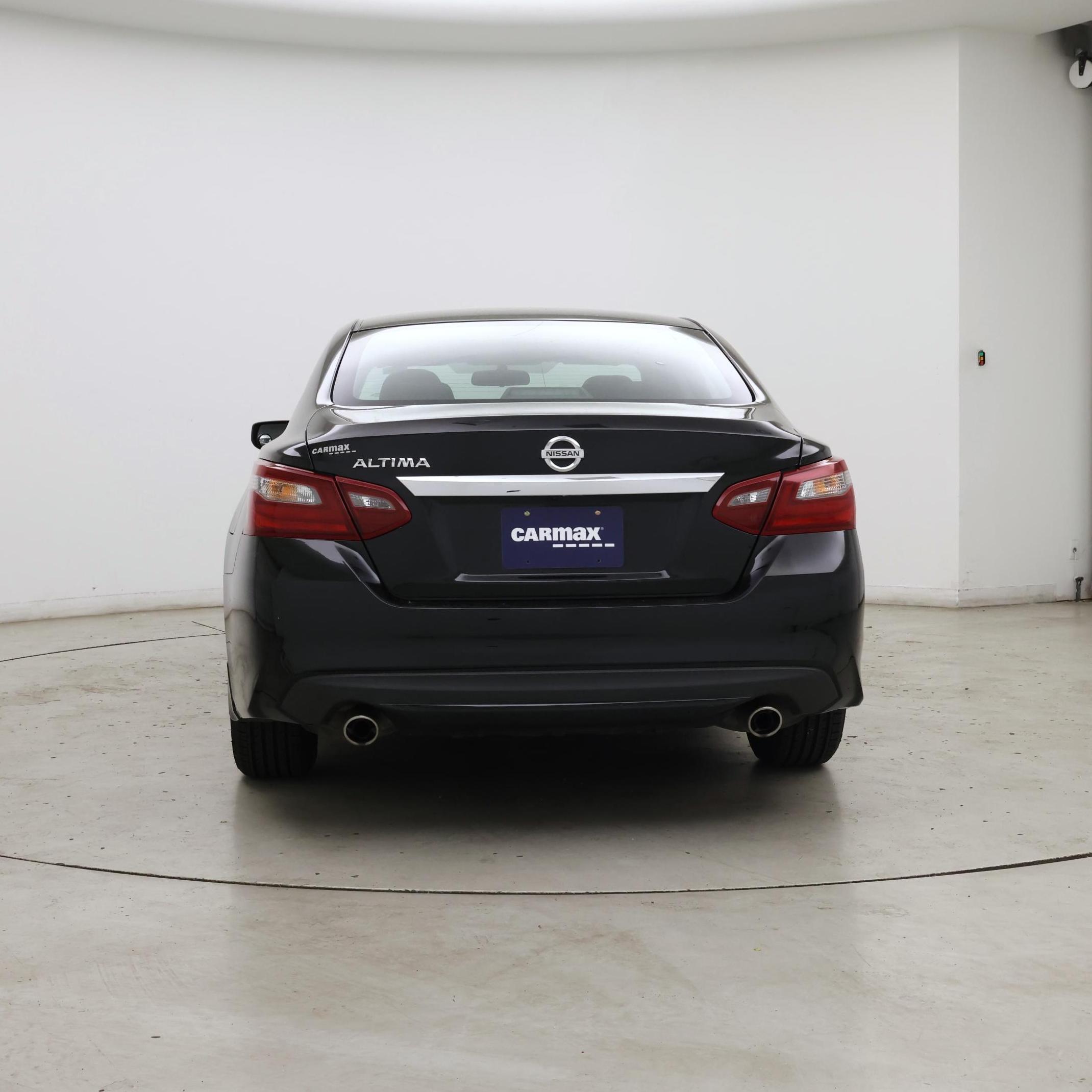 Thumbnail: 2018 Nissan Altima - 6