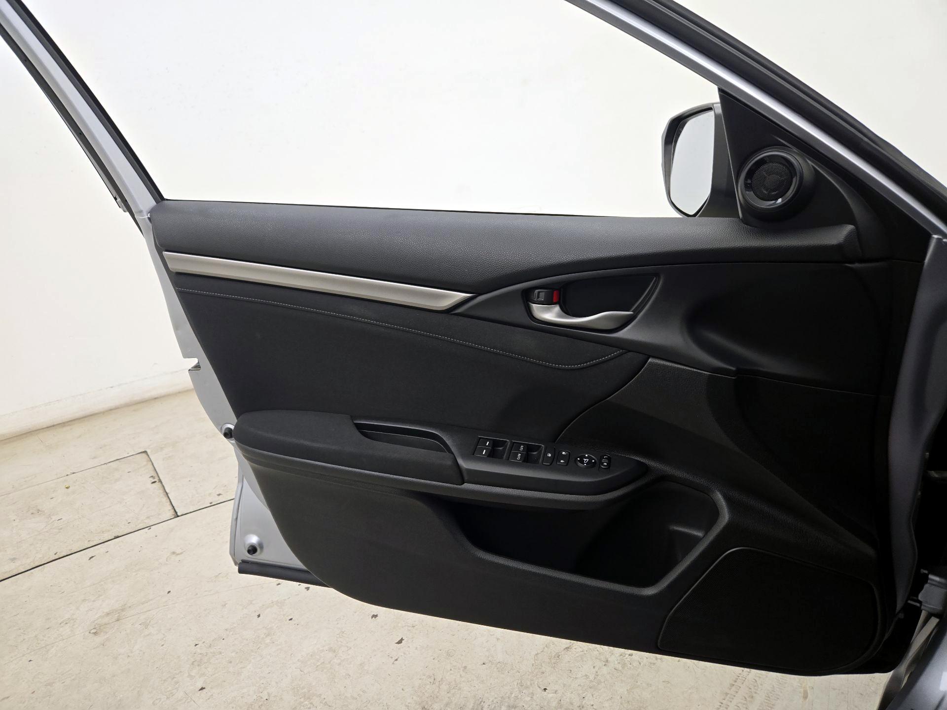 Thumbnail: 2019 Honda Civic - 12