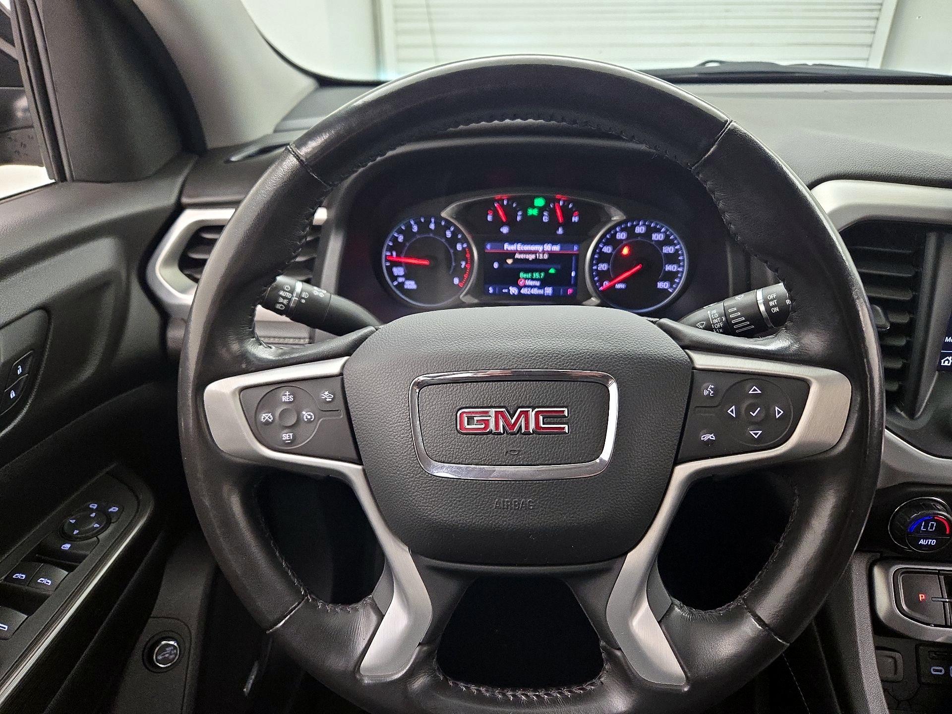 Thumbnail: 2022 GMC Acadia - 10