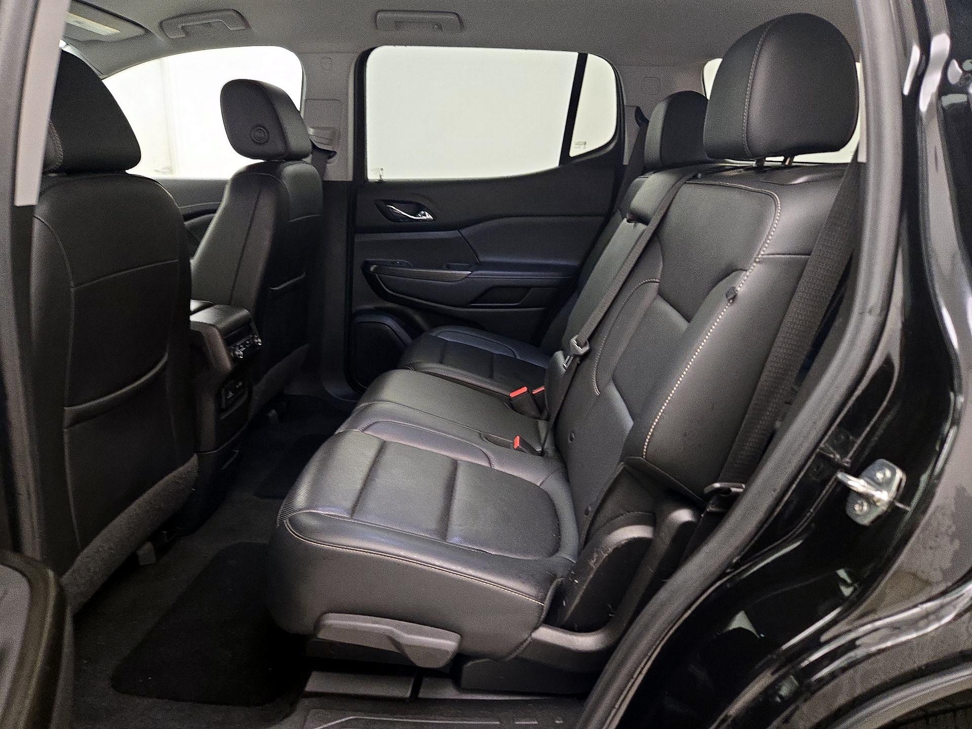 Thumbnail: 2022 GMC Acadia - 17