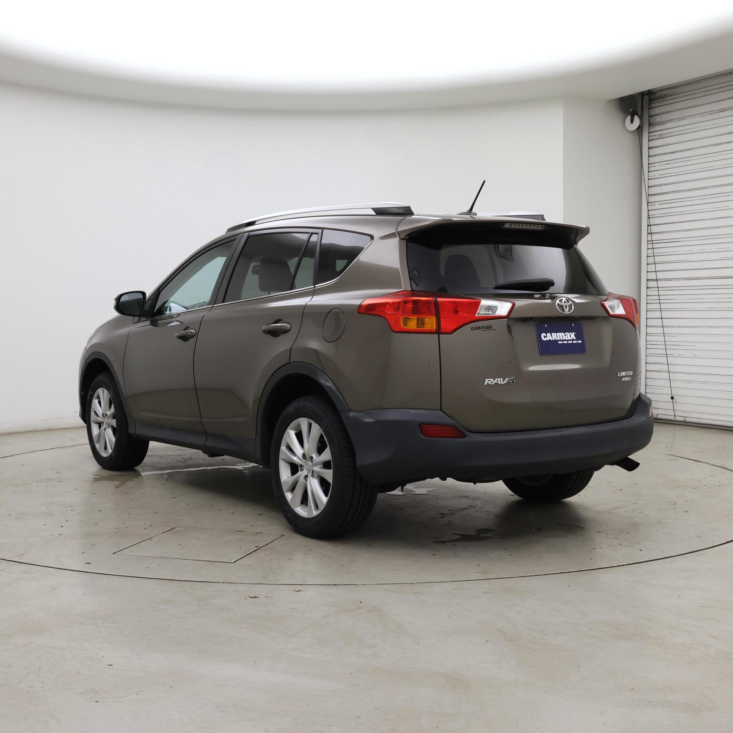 Thumbnail: 2014 Toyota RAV4 - 2